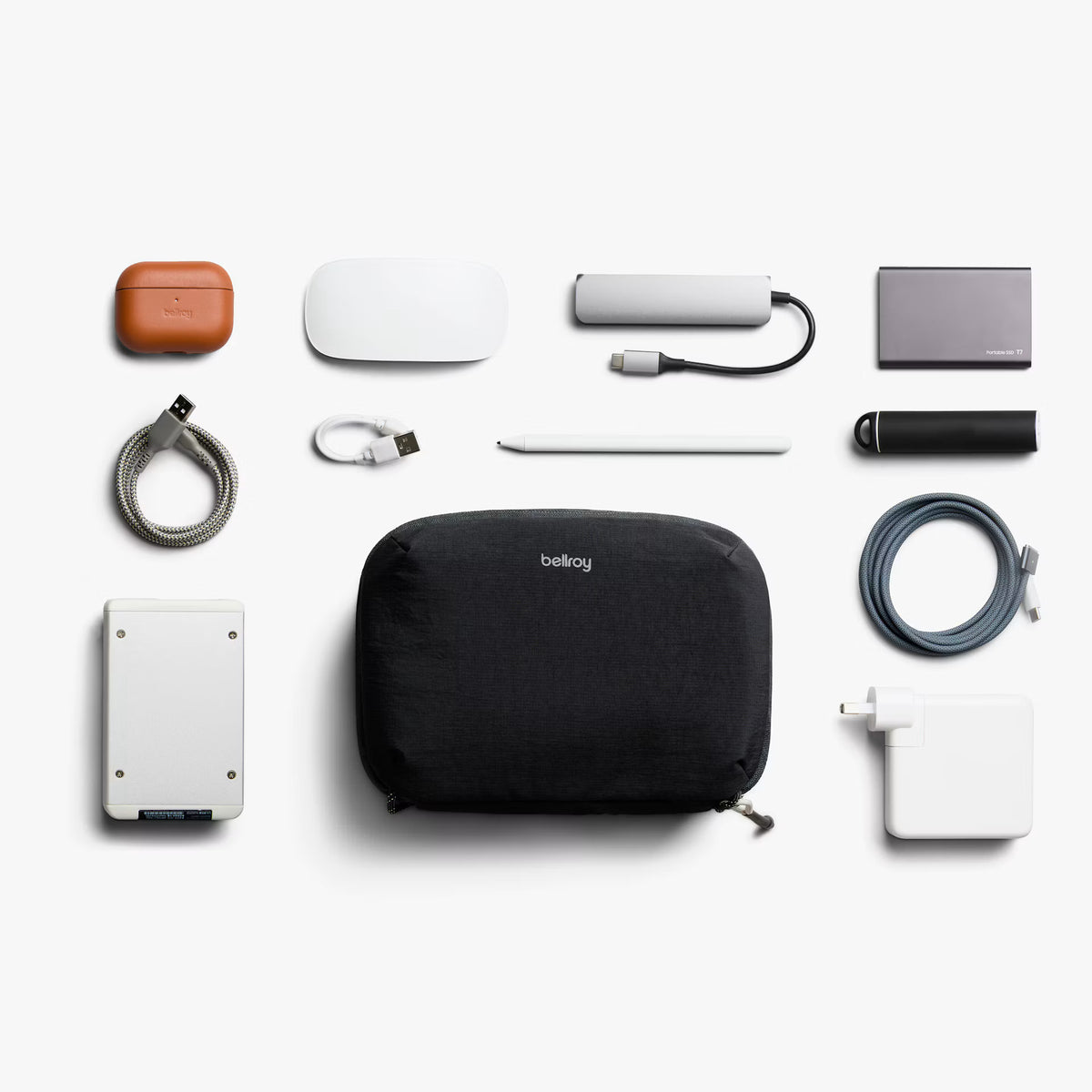 Bellroy Lite Tech Kit . Black