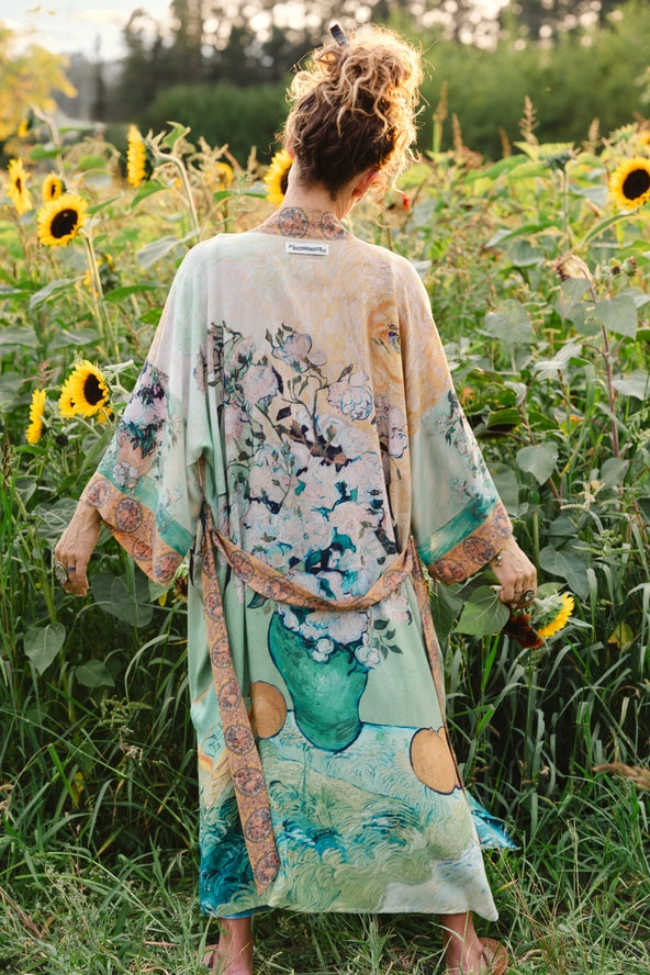 Opera Duster Kimono Robe . I Paint My Dream