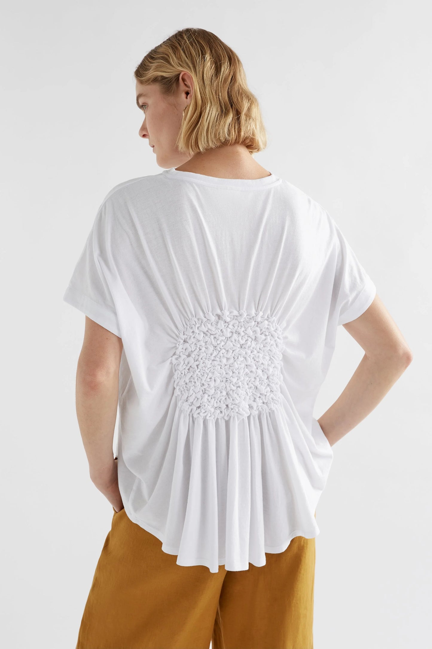 Top . Webb Top . White