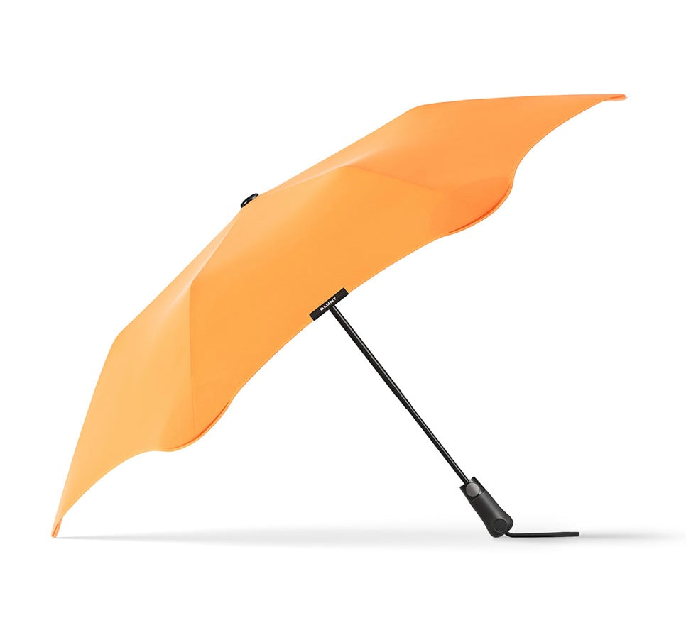 Blunt Umbrellas . Metro . SOLID COLOURS