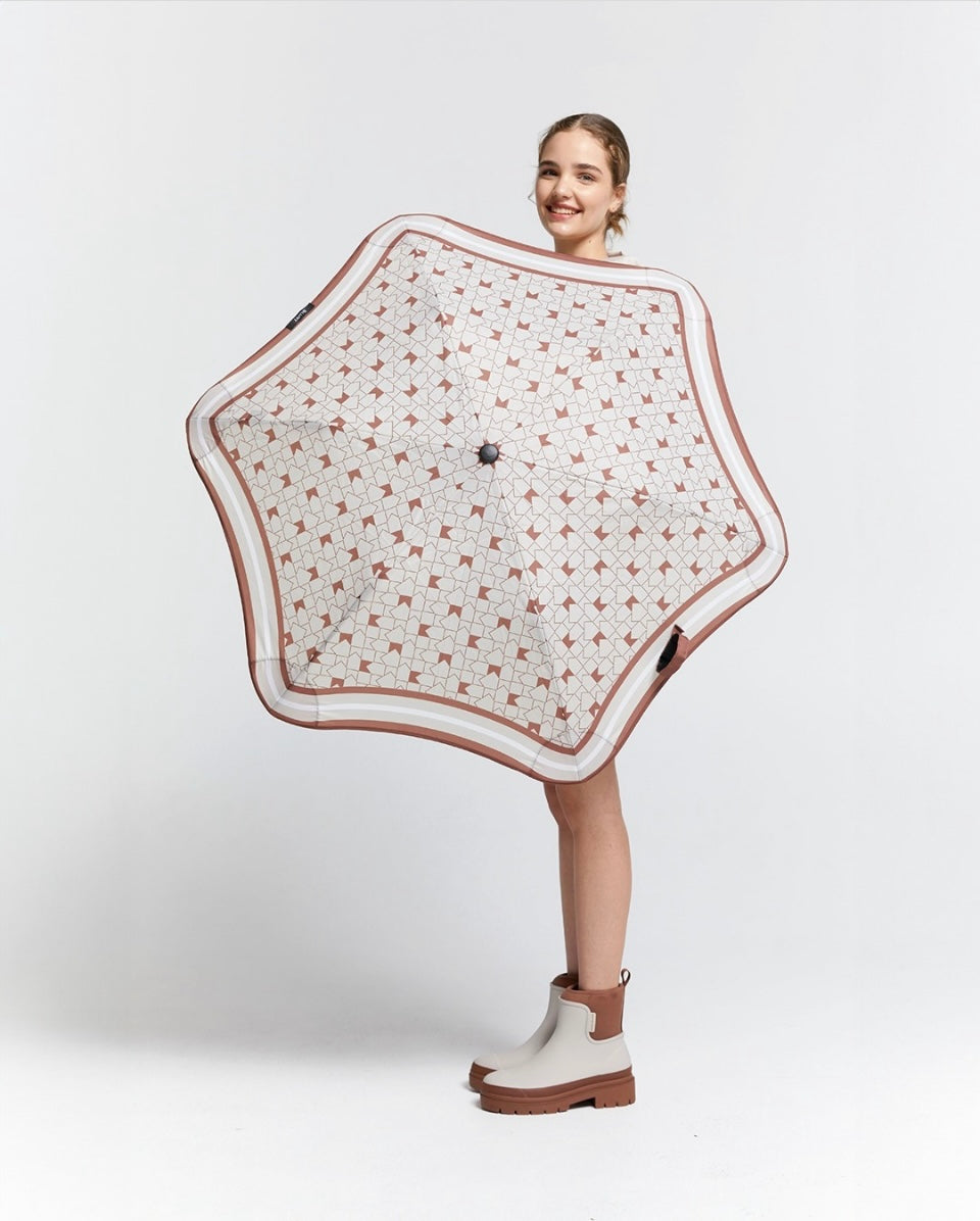 Blunt Metro Umbrella . Limited Edition . Karen Walker Monogram . Chestnut
