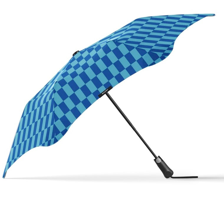 Blunt Metro . Baseline Blue . Limited Edition