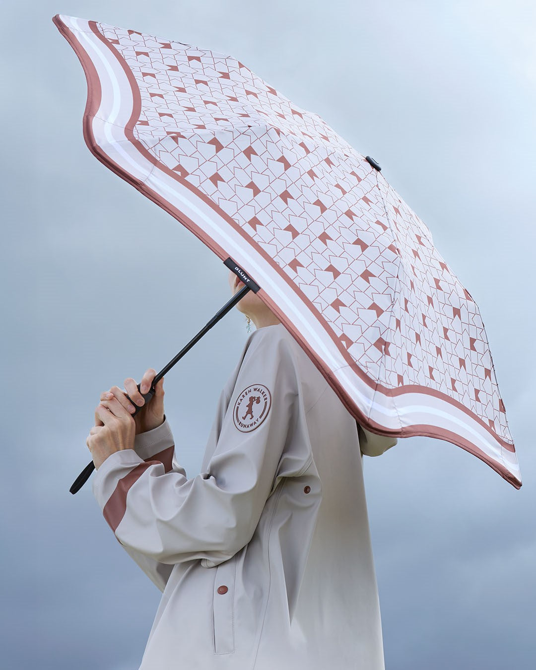 Blunt Metro Umbrella . Limited Edition . Karen Walker Monogram . Chestnut