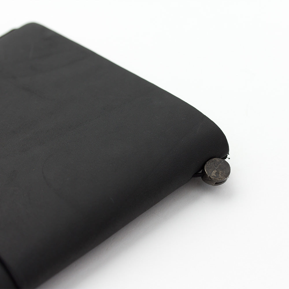 Traveler's Notebook . Regular size . Black