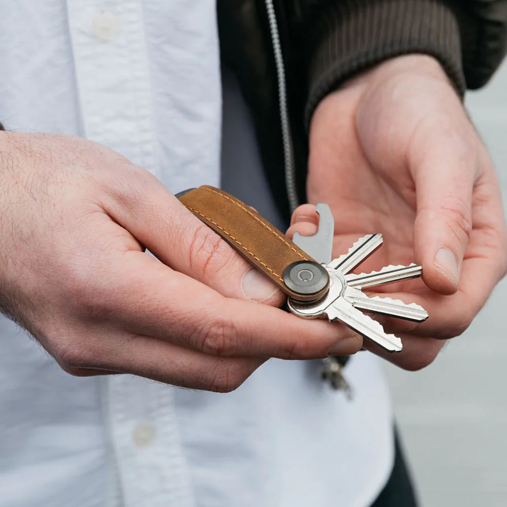 Orbitkey Key Organiser . Crazy-Horse Chestnut Brown with Brown Stitching