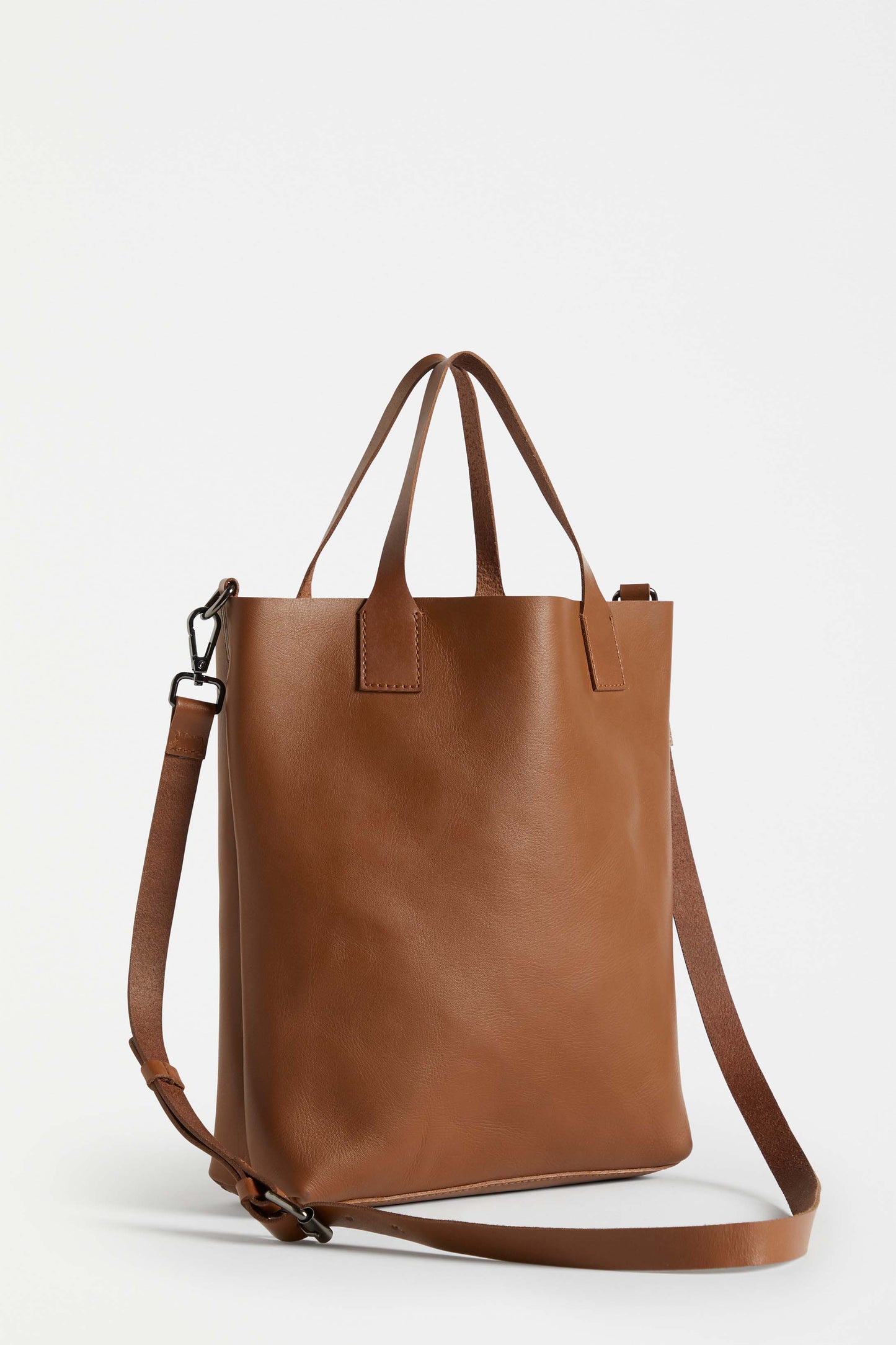Kopa Bag . Tan