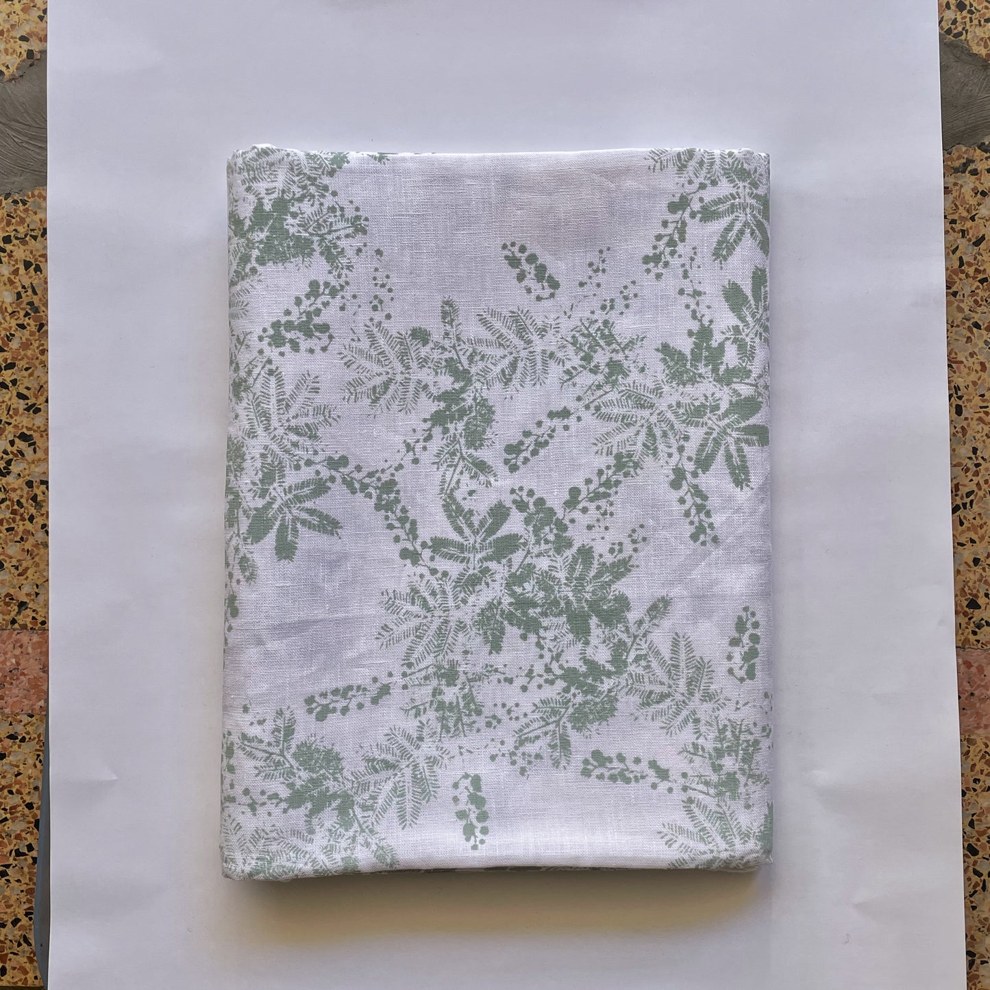 Tablecloth . Wattle . Eucalypt