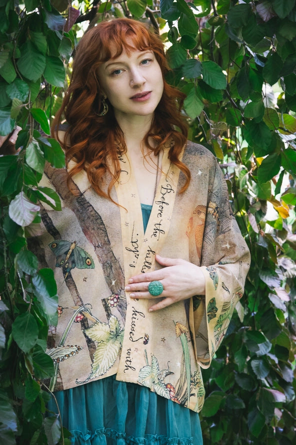 Cropped Kimono . Lovelight