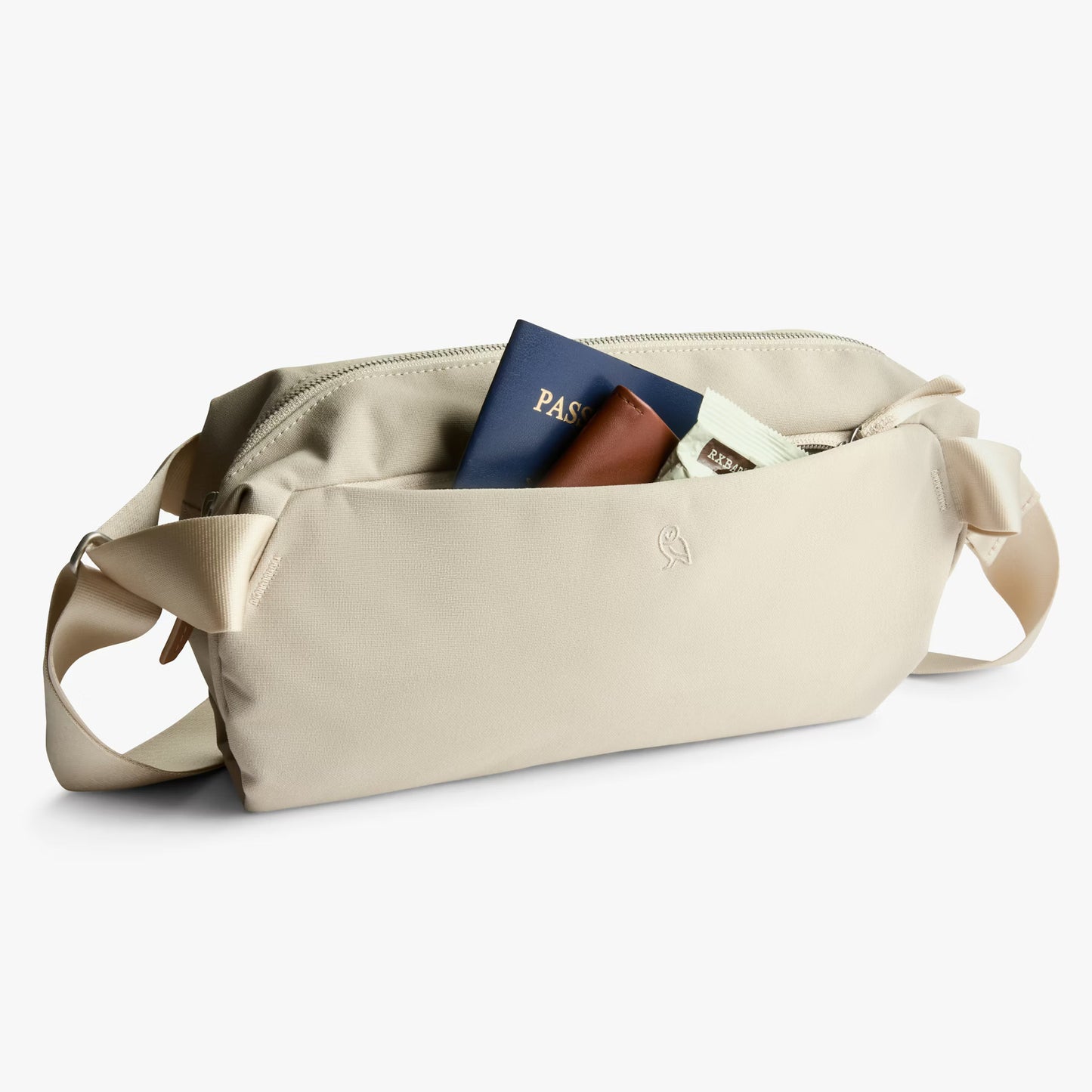 Bellroy Classic Sling 7L . Tahini