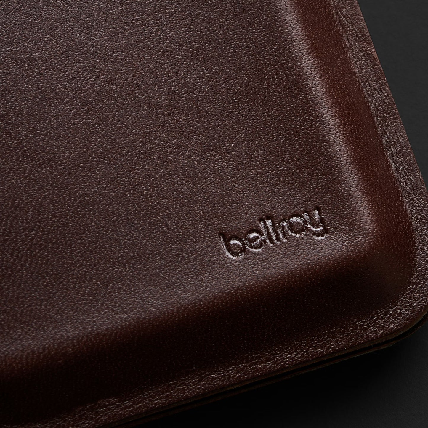 Bellroy Apex Slim Sleeve . Espresso
