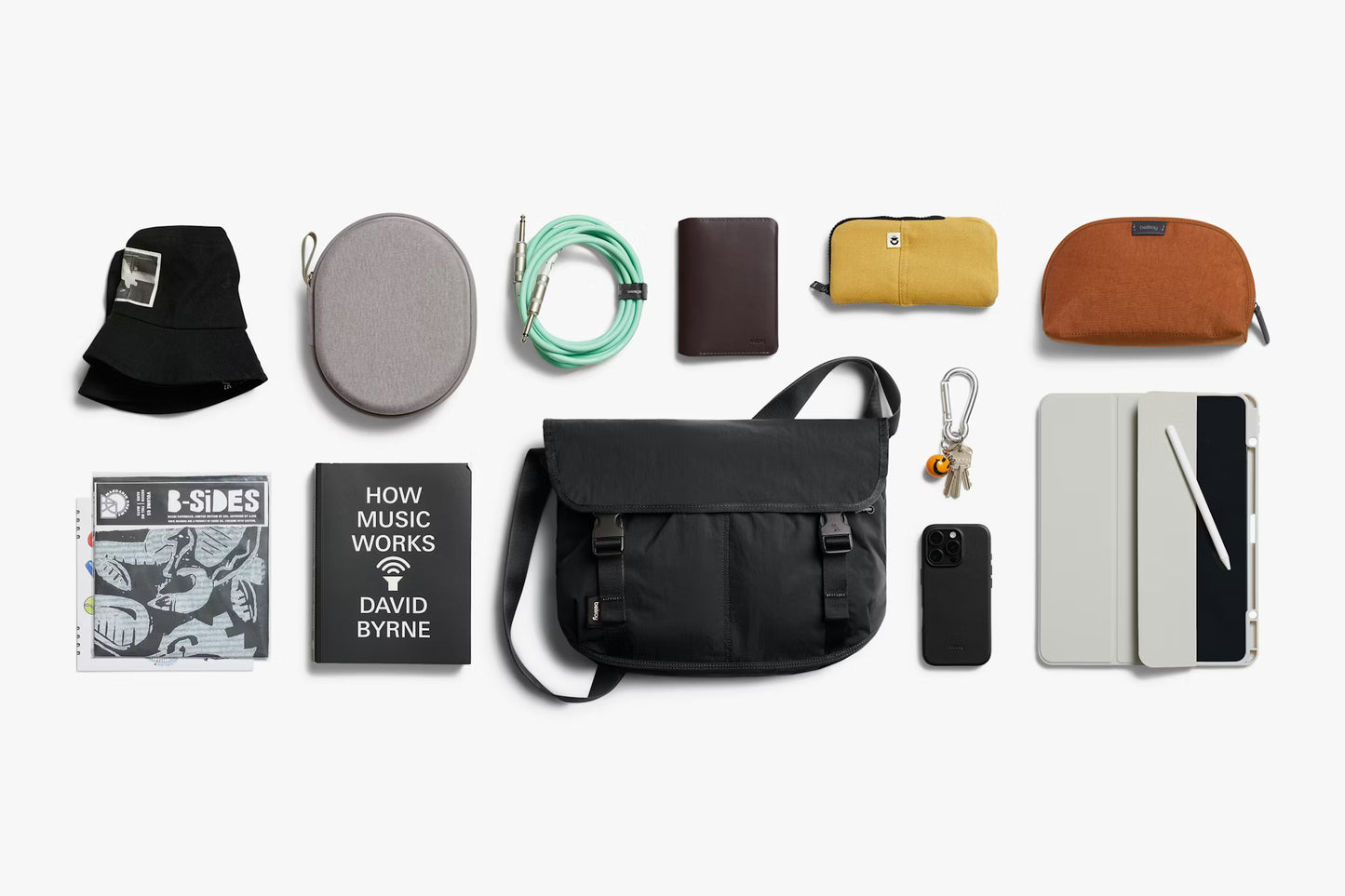 Bellroy Cinch Messenger . Black
