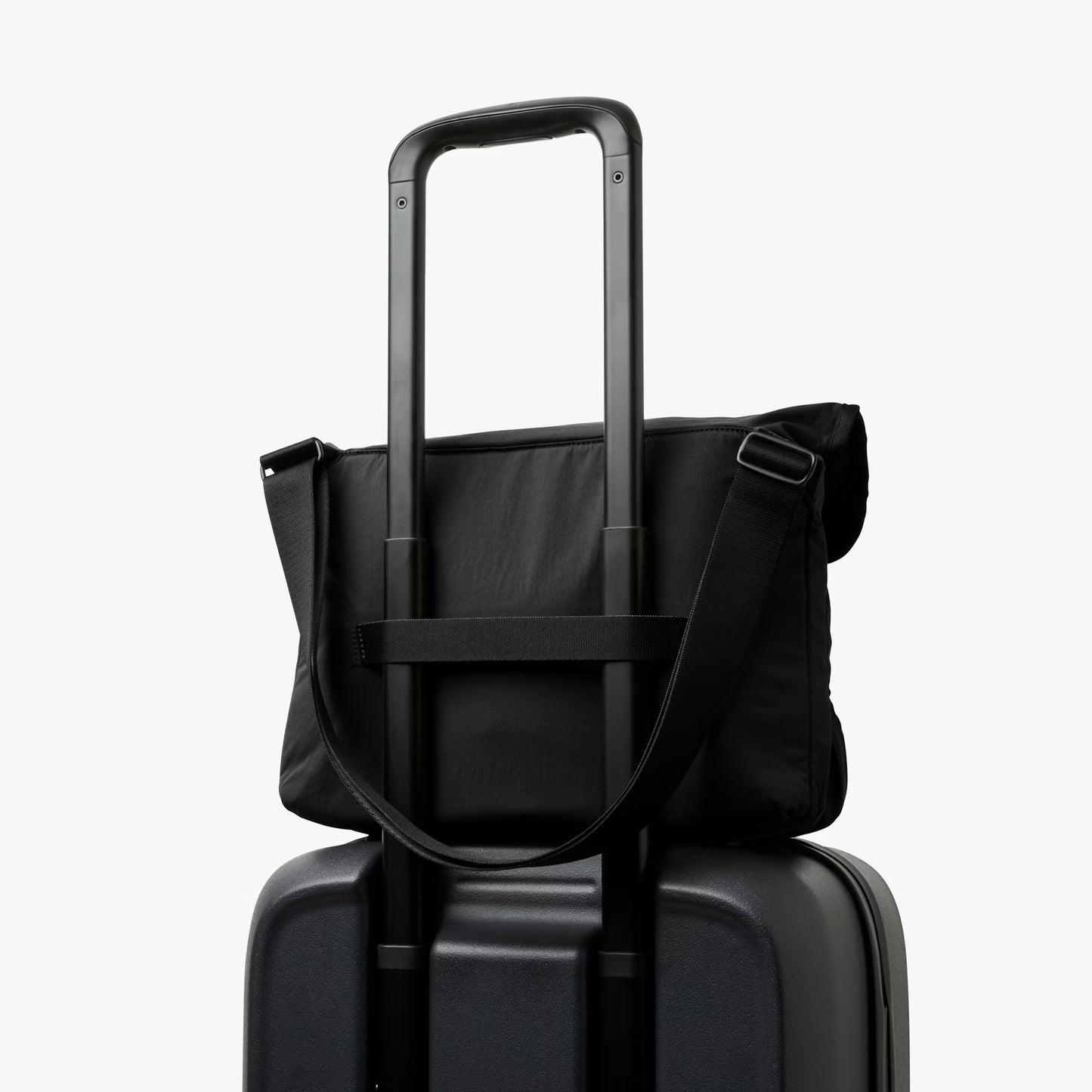 Bellroy Cinch Messenger . Black