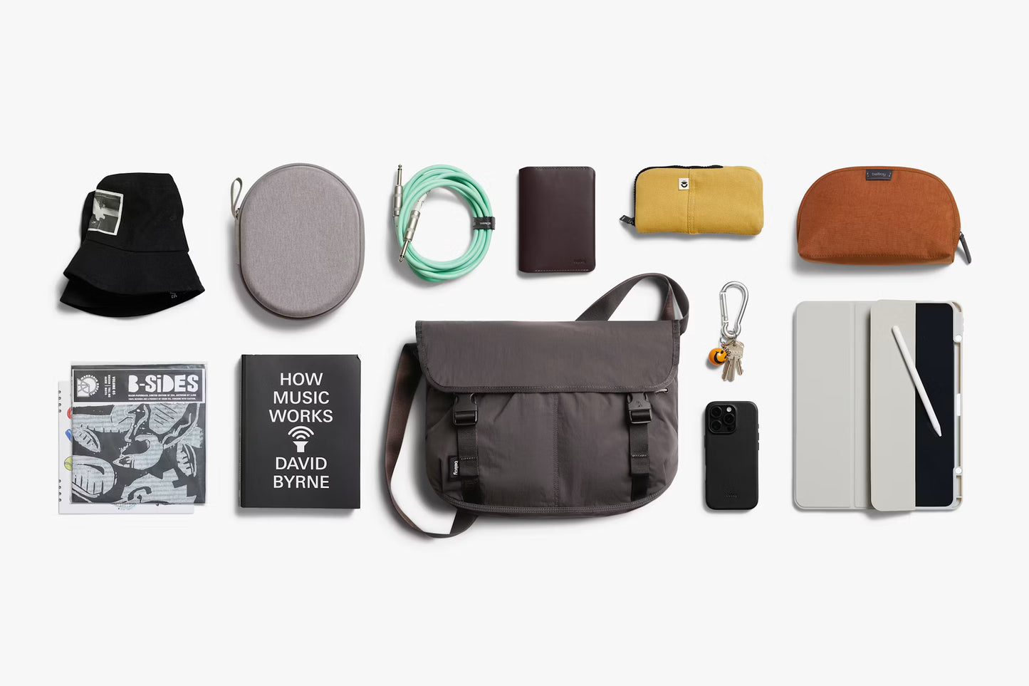 Bellroy Cinch Messenger . Charcoal