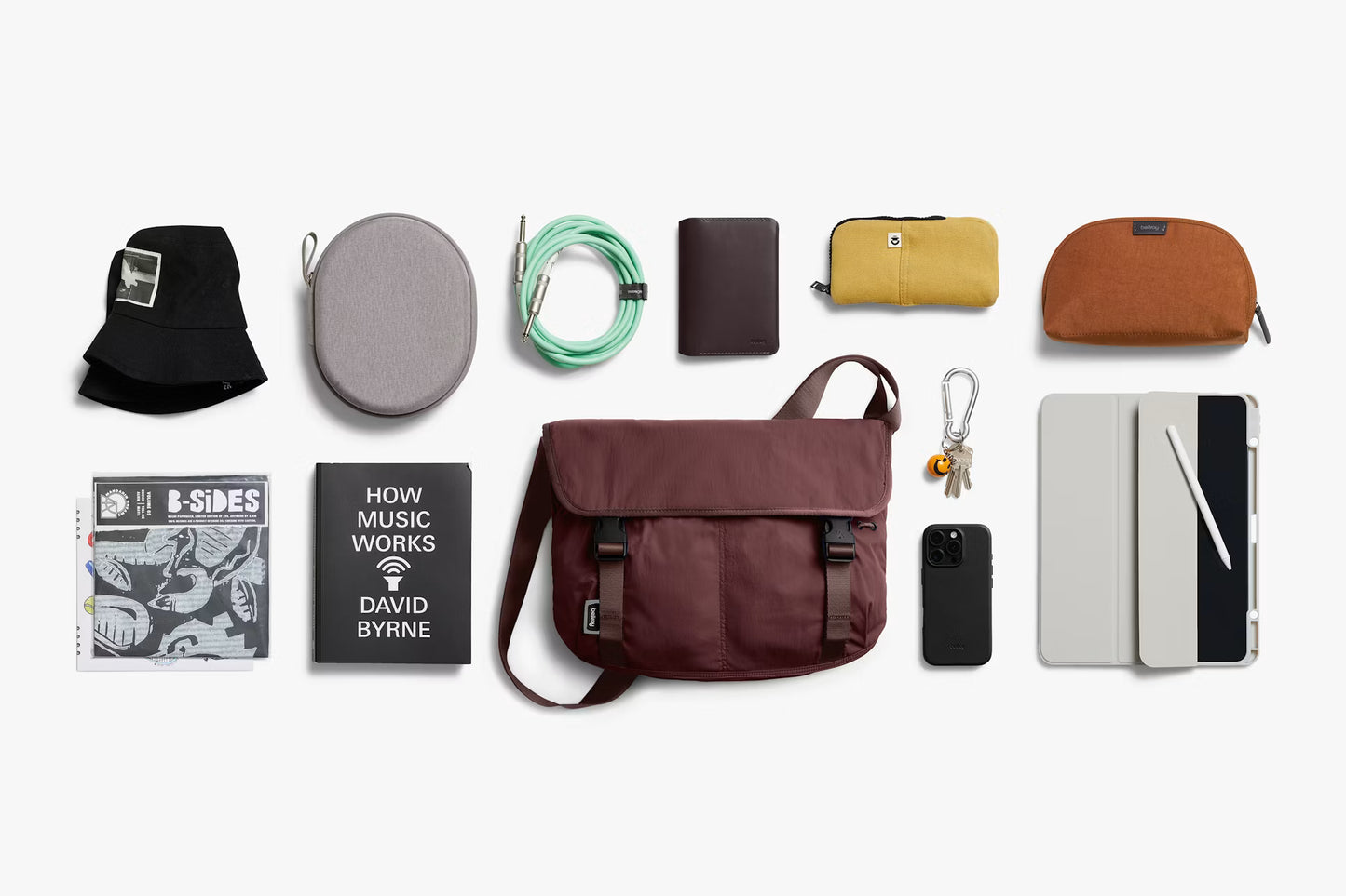 Bellroy Cinch Messenger . Burgundy
