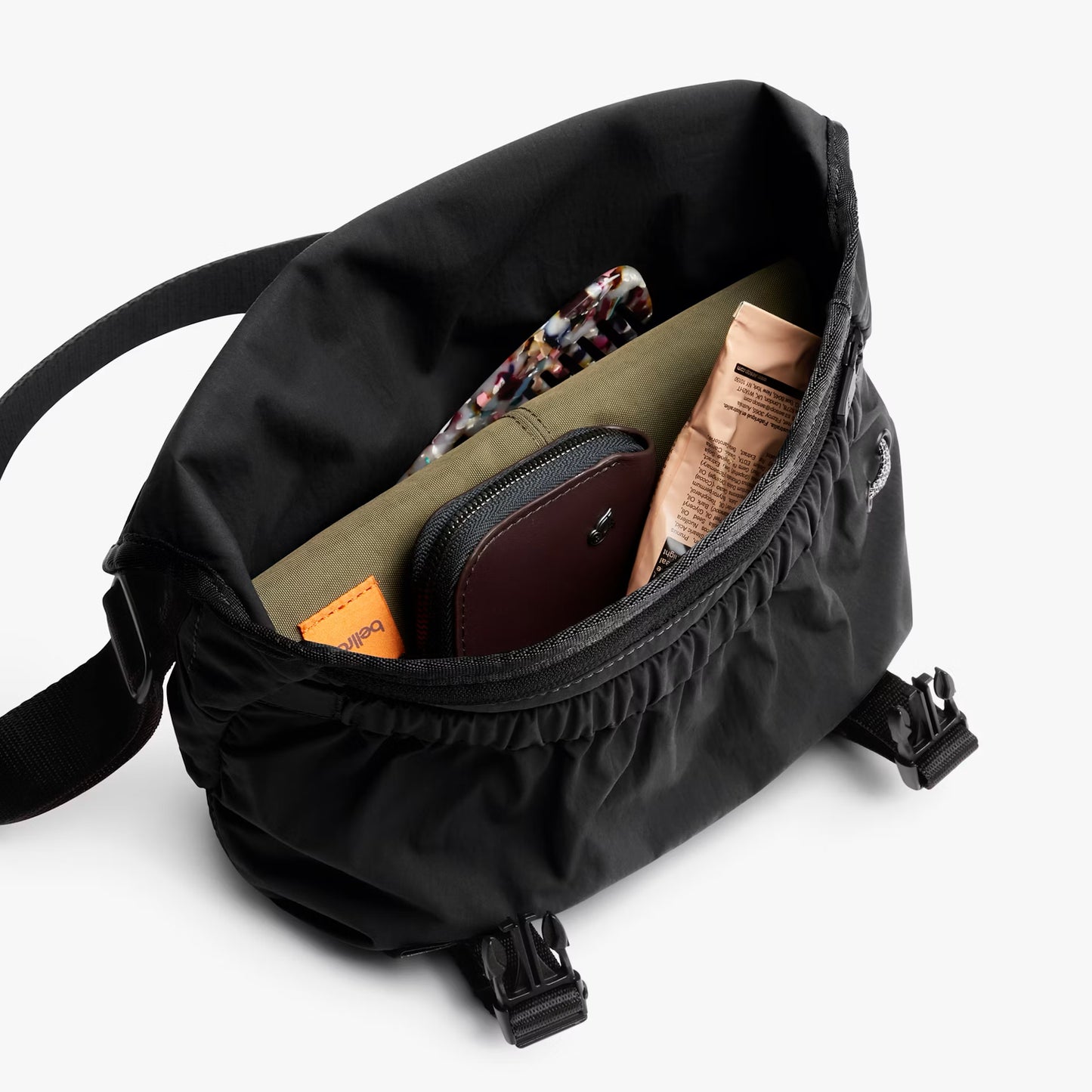 Bellroy Cinch Mini Messenger 6L . Black