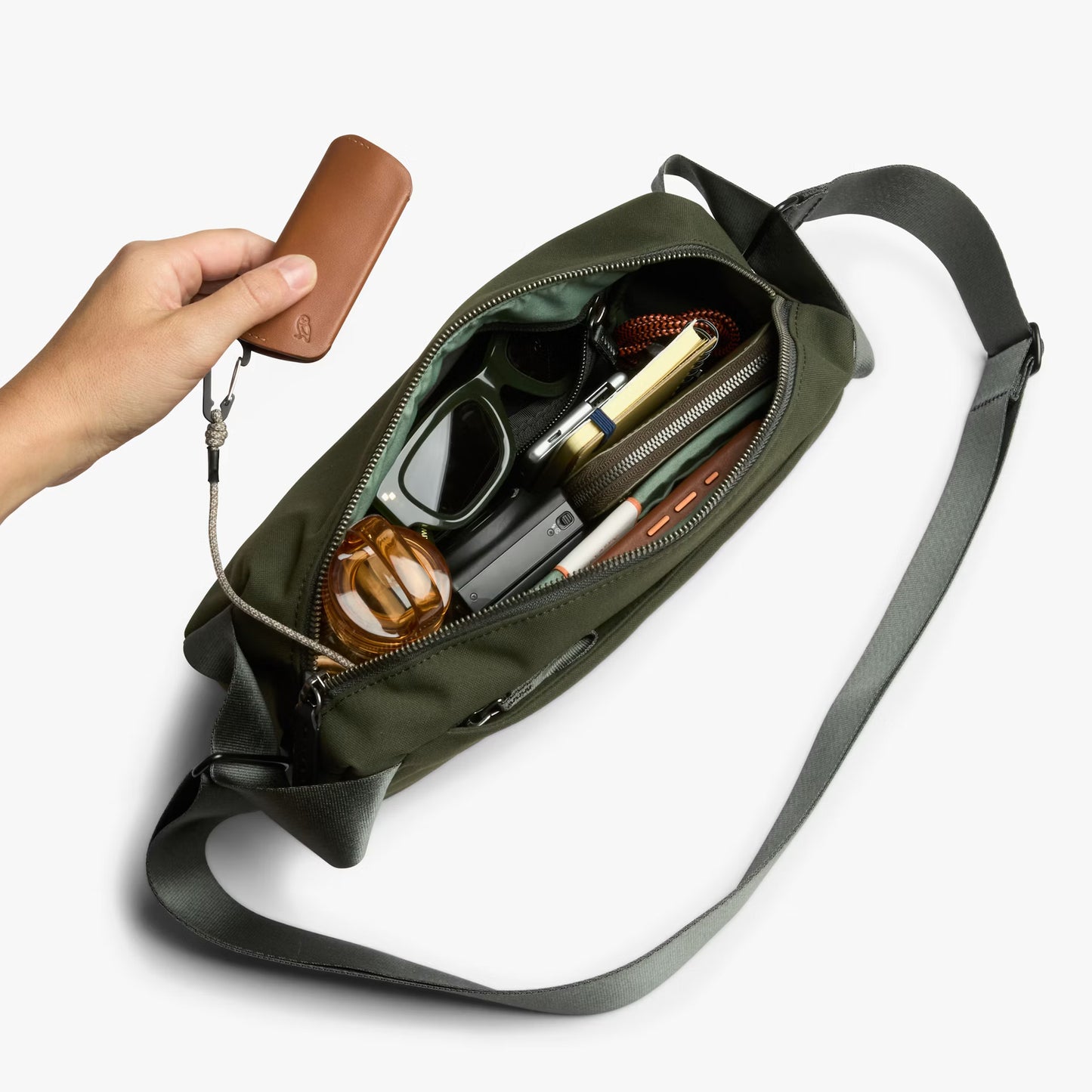 Bellroy Classic Sling 5L . Olive