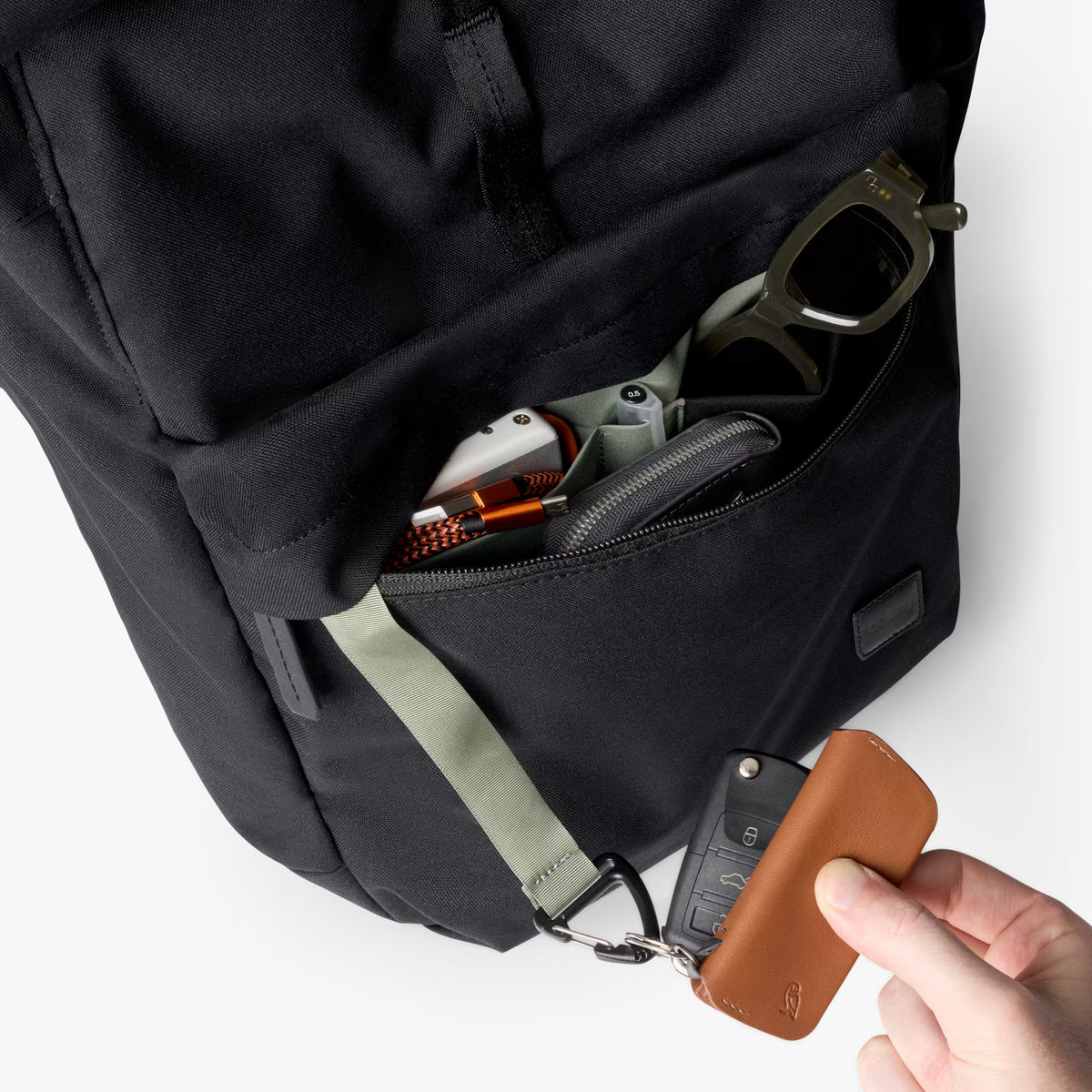Bellroy Classic Rolltop . Black