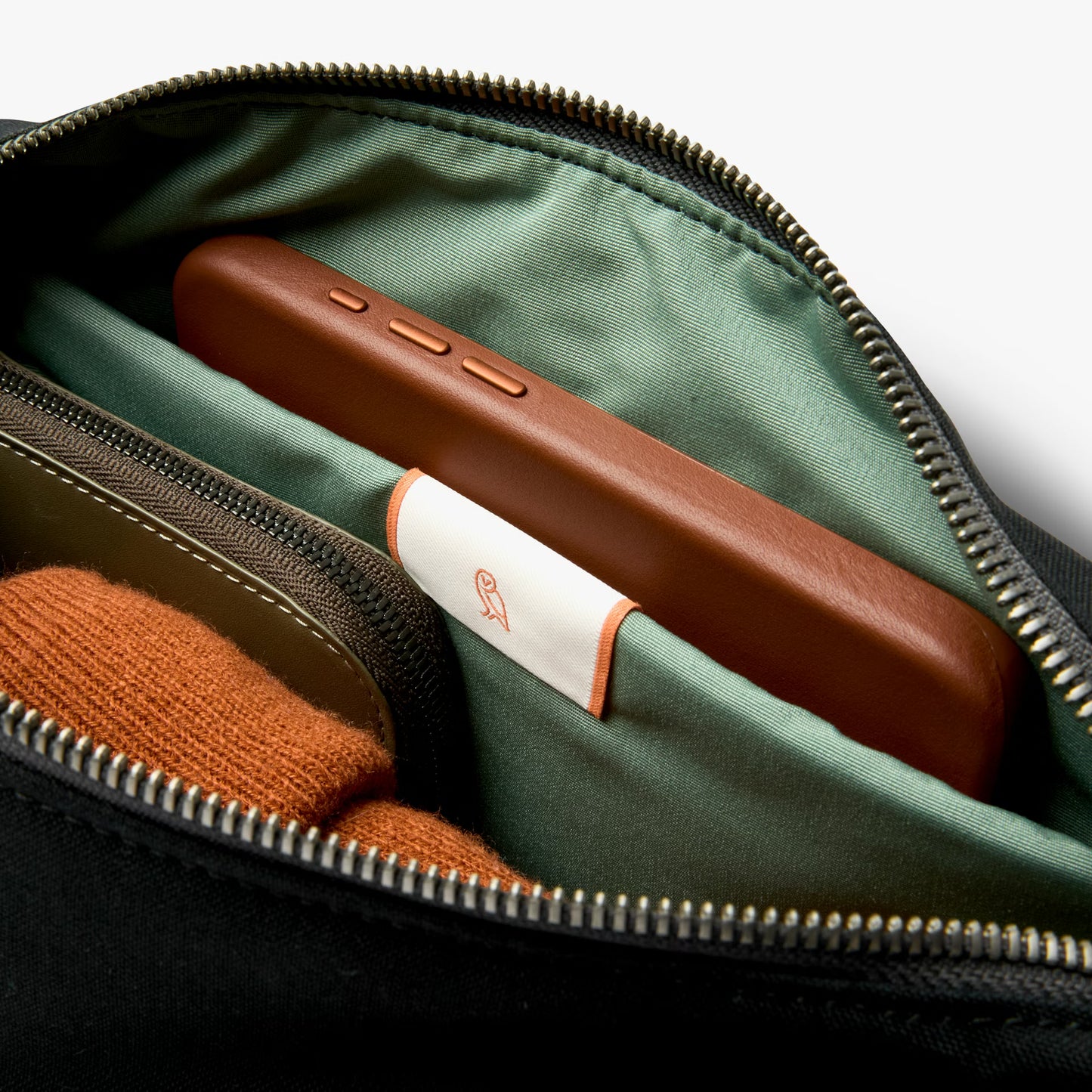 Bellroy Classic Sling 5L . Black