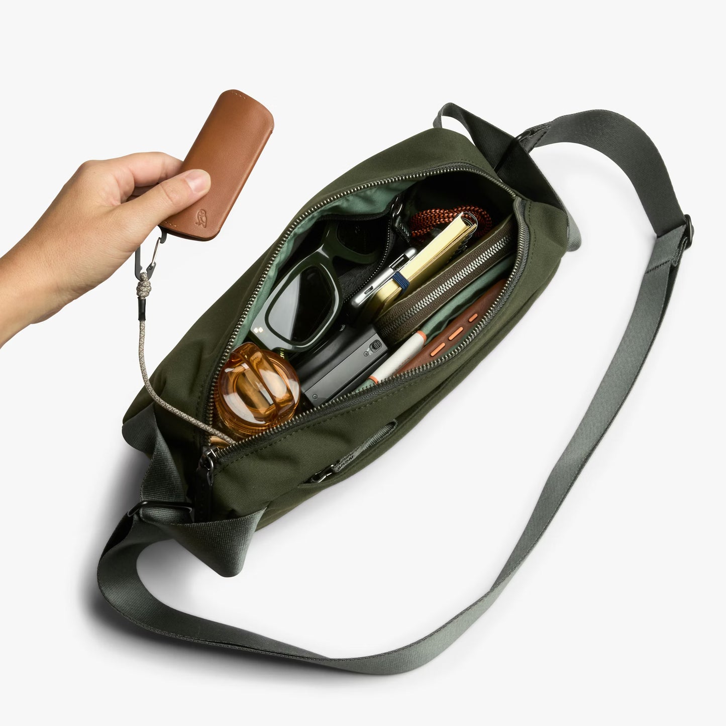 Bellroy Classic Sling 5L . Olive