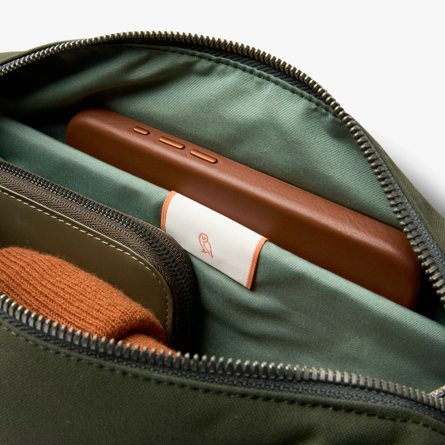 Bellroy Classic Sling 5L . Olive