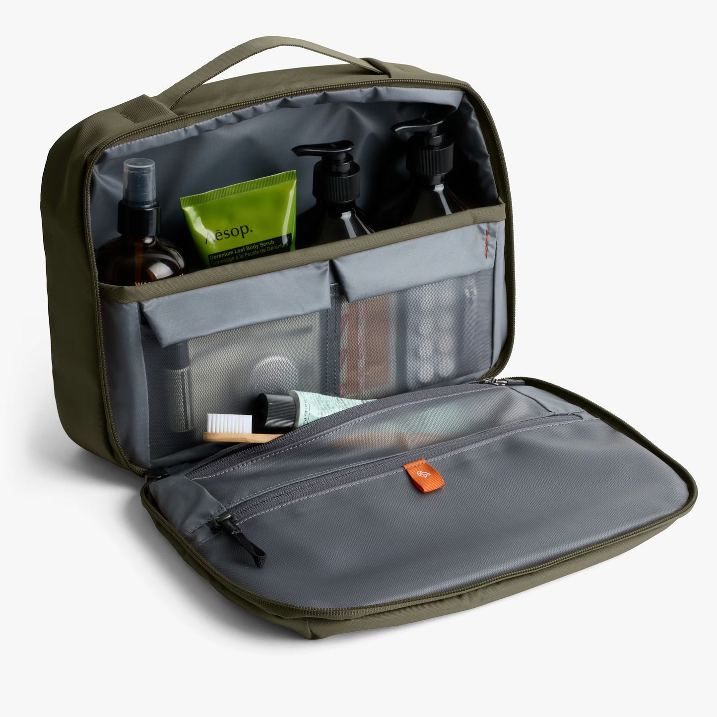 Bellroy Hanging Toiletry Kit Plus . Sea Kelp