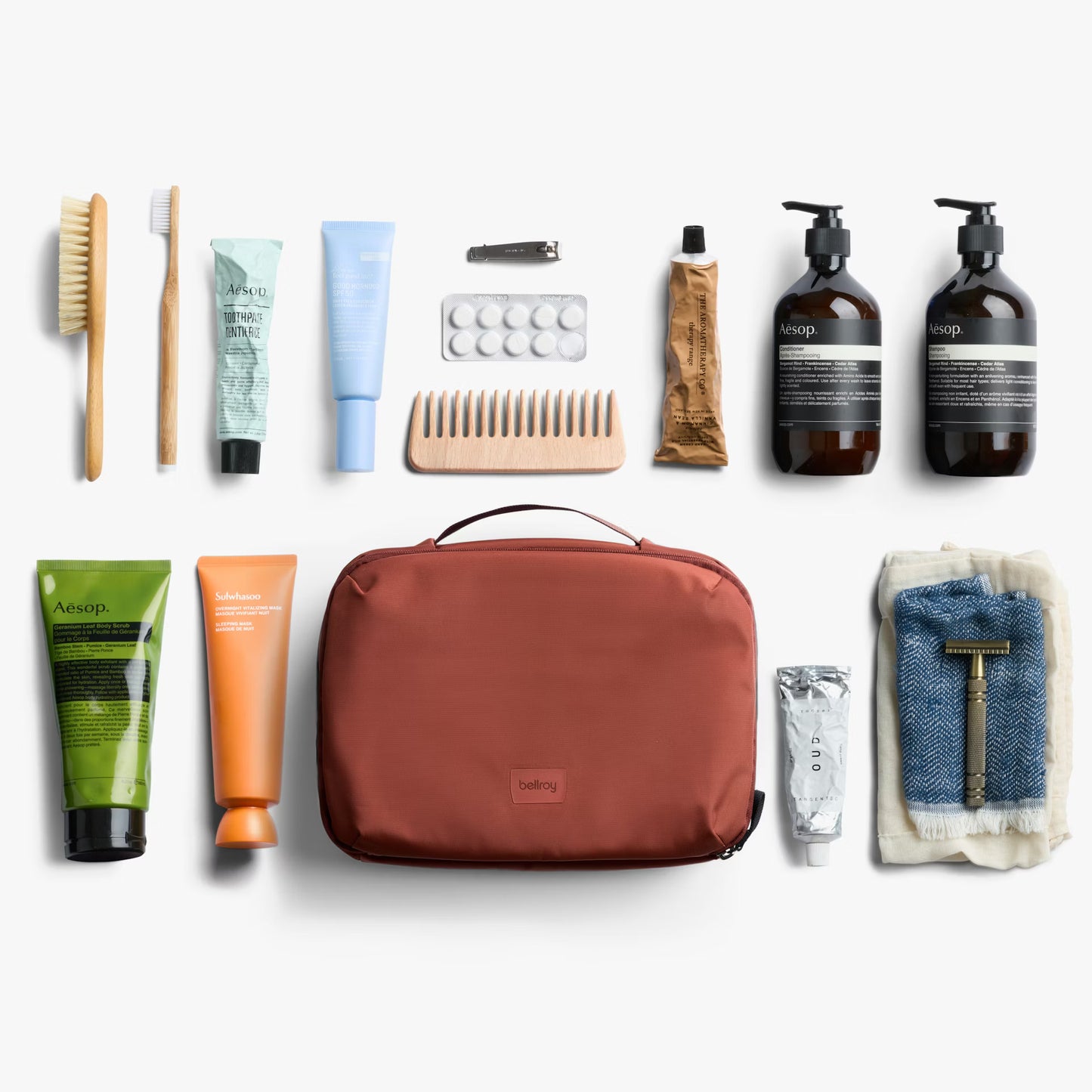 Bellroy Hanging Toiletry Kit Plus . Clay