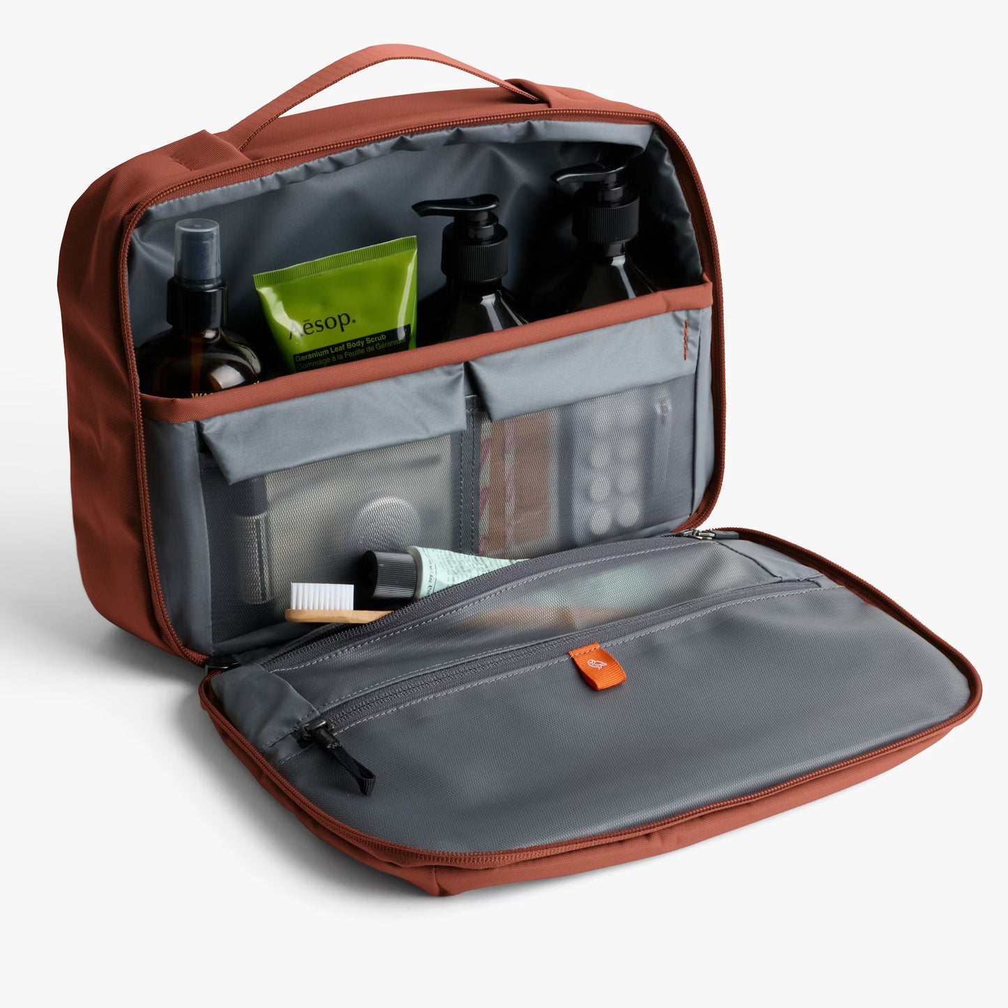 Bellroy Hanging Toiletry Kit Plus . Clay