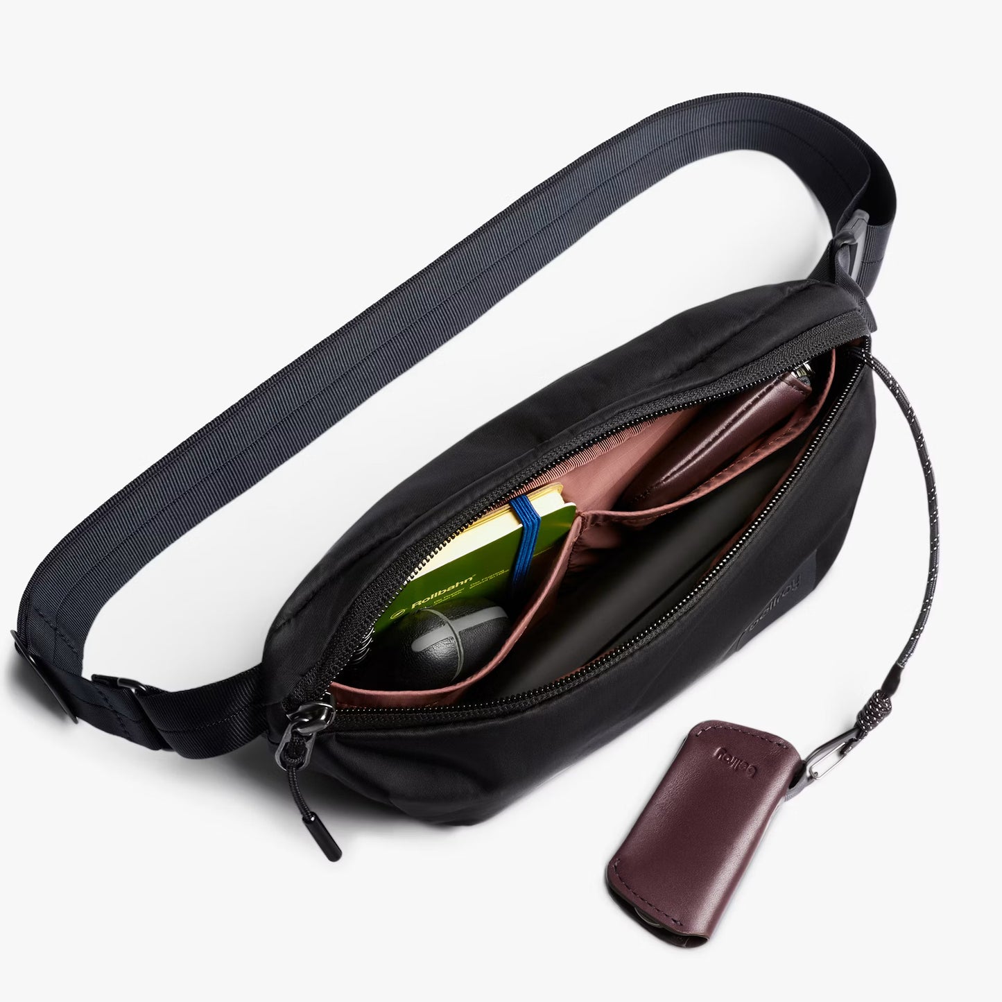 Bellroy Laneway Belt Bag . Ink