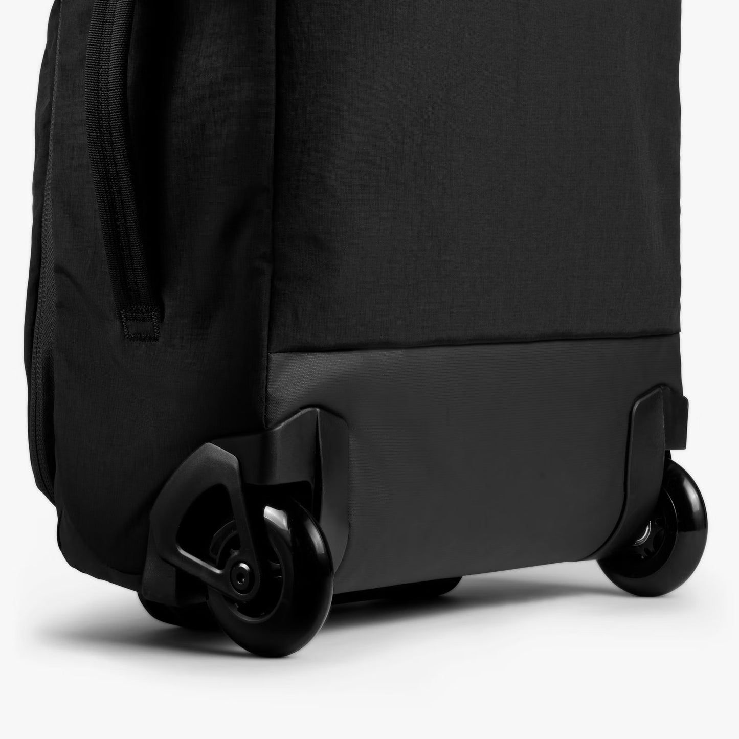 Bellroy Lite Carry-On Suitcase . Black + IN STORE ONLY +