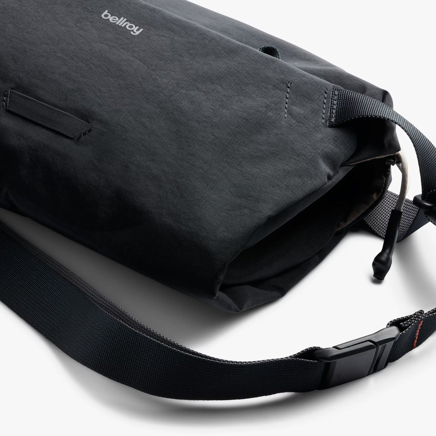Bellroy Lite Sling 7L . Black