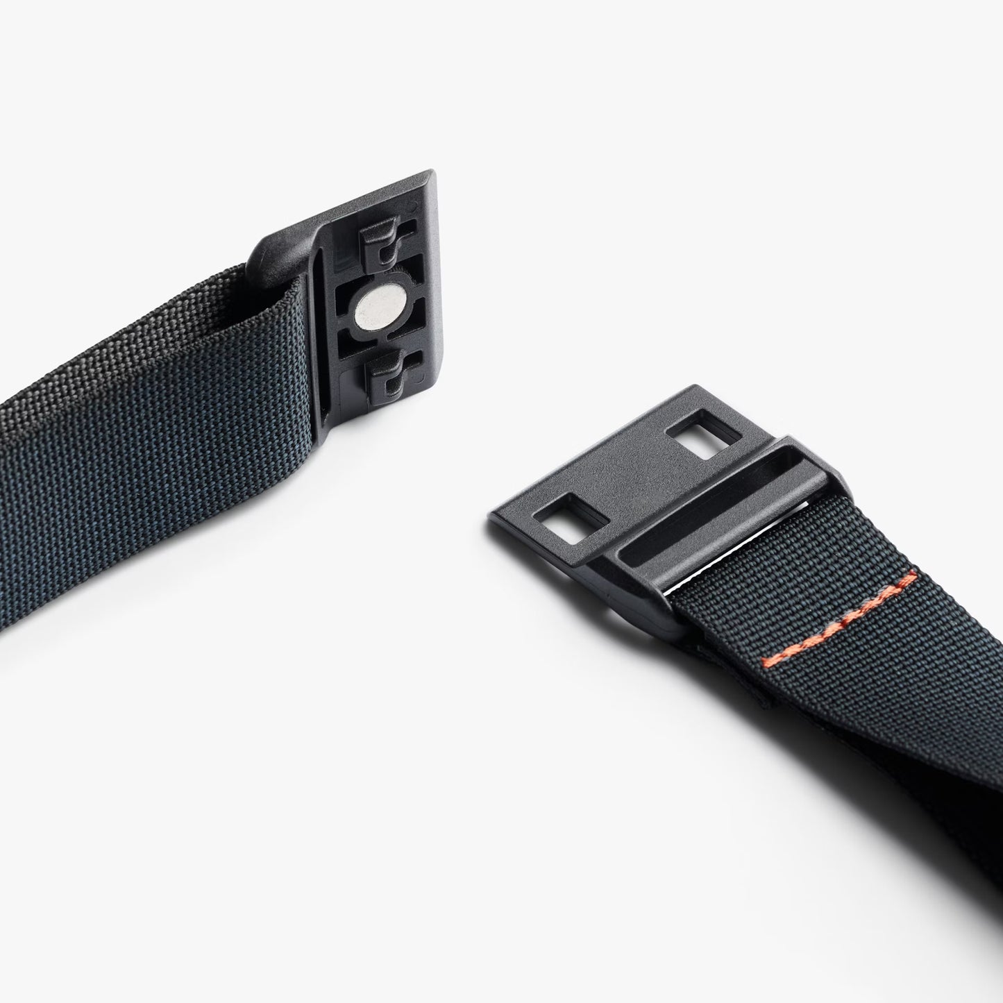 Bellroy Lite Sling 7L . Black