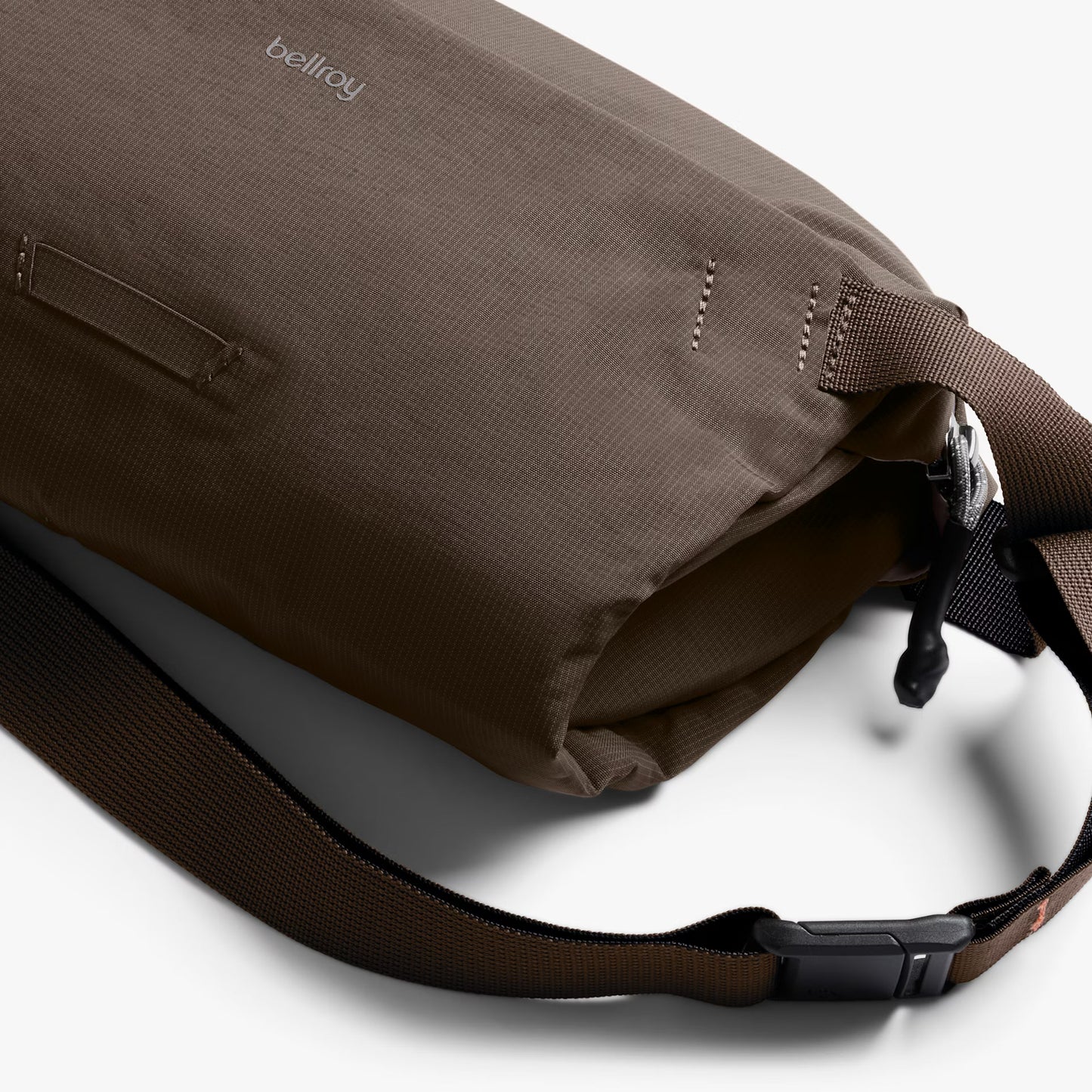 Bellroy Lite Sling 7L . RiverRock
