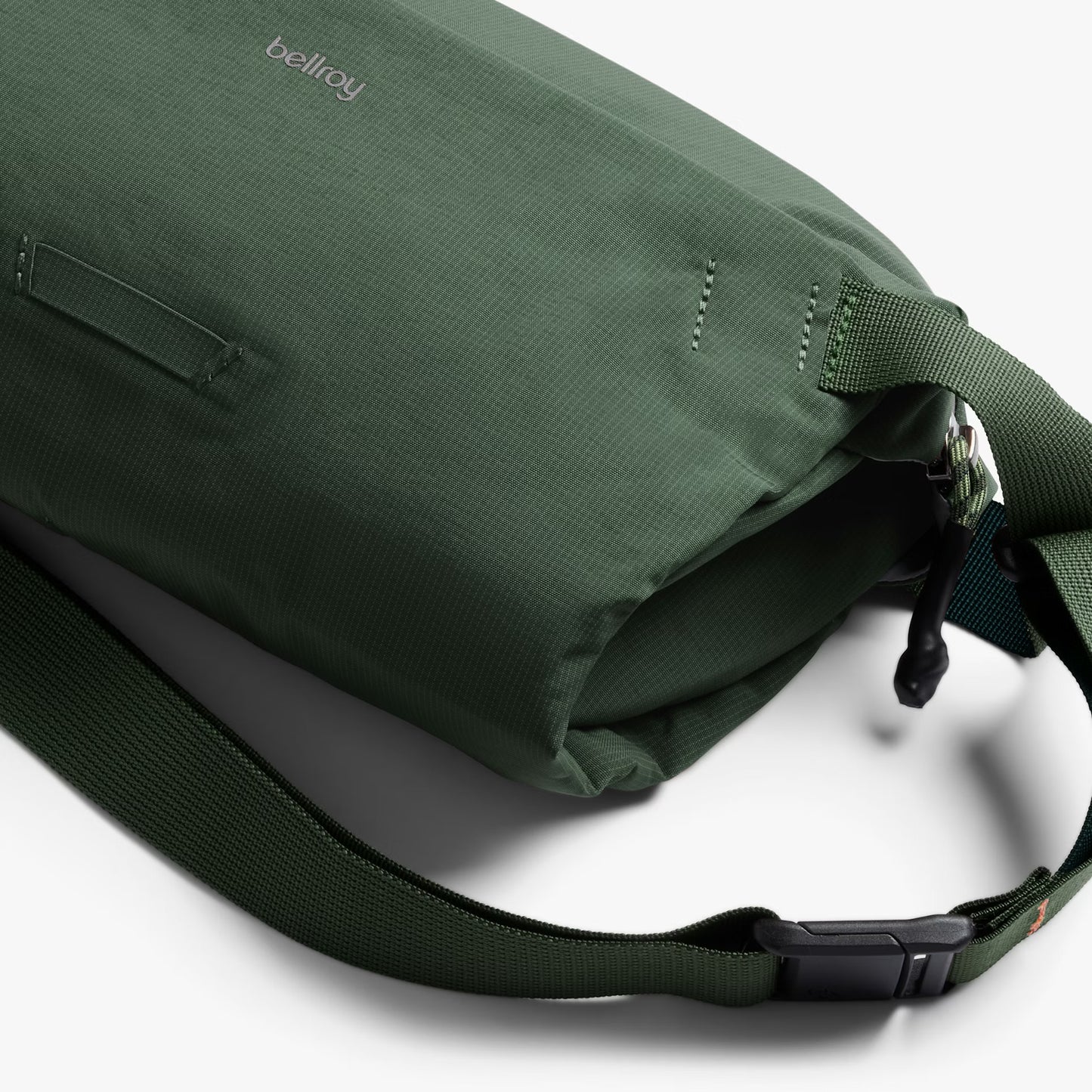 Bellroy Lite Sling 7L . Spruce