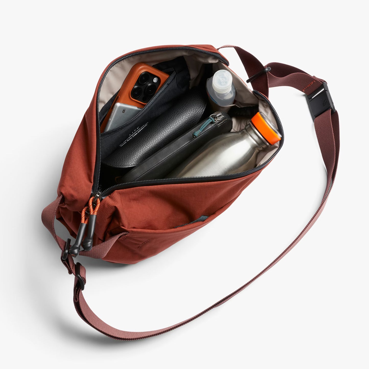 Bellroy Lite Sling 7L . Clay