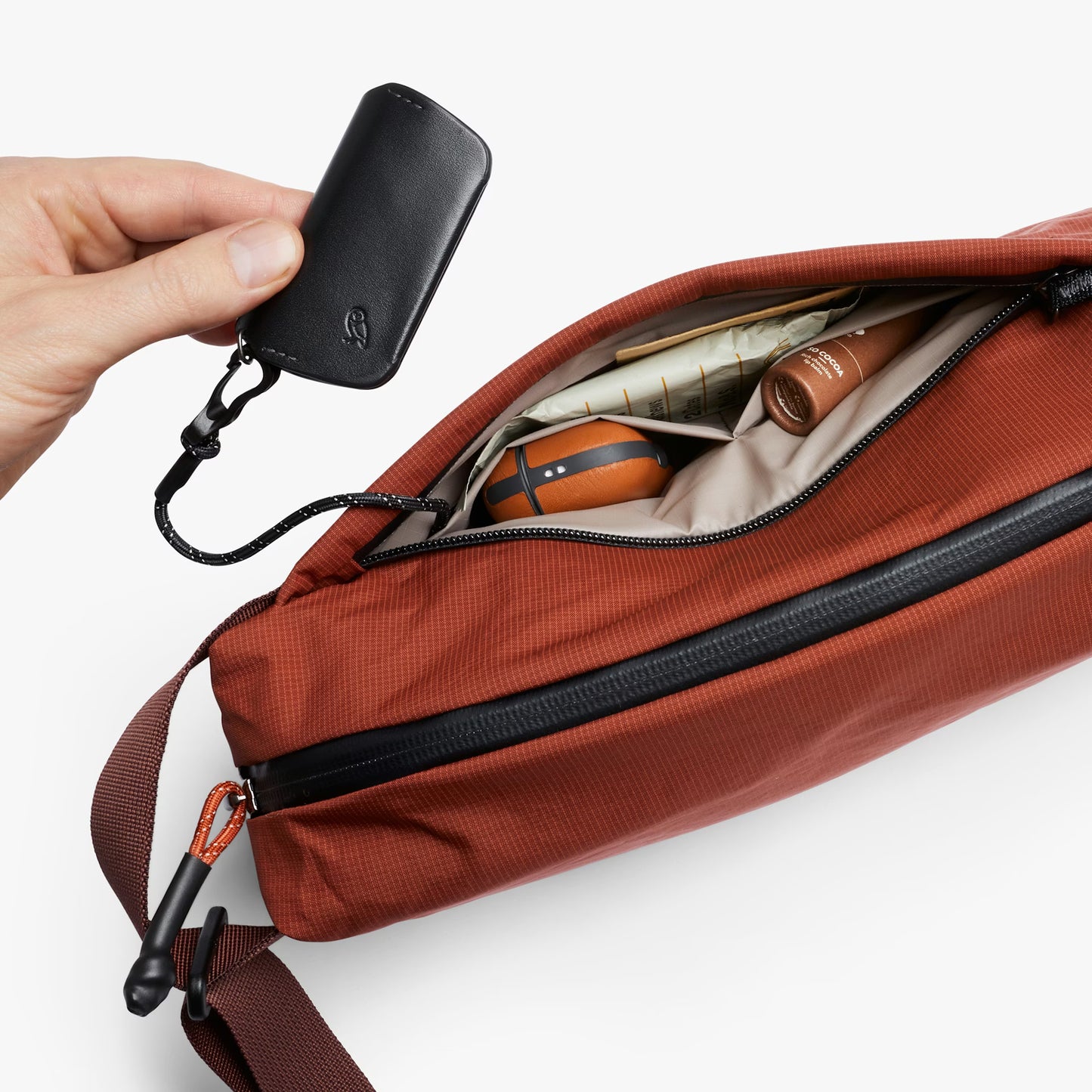 Bellroy Lite Sling 7L . Clay