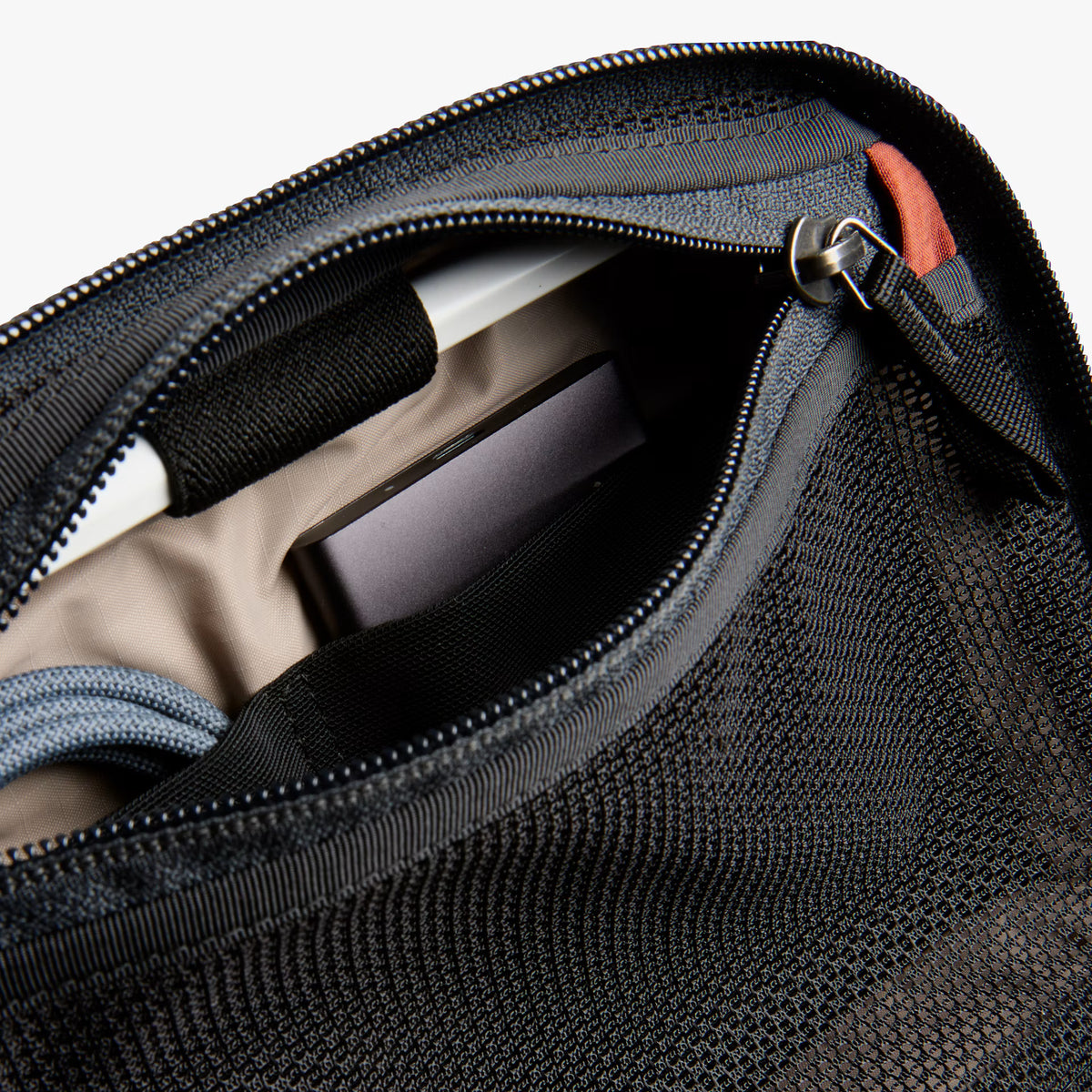 Bellroy Lite Tech Kit . Clay