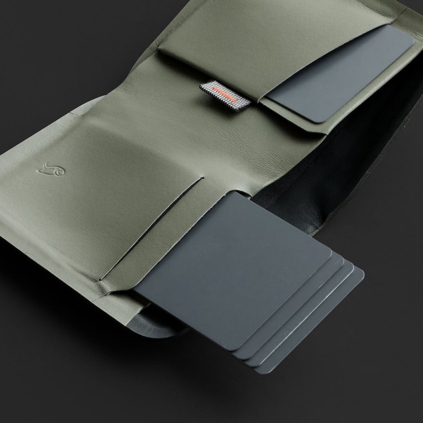 Bellroy Apex Note Sleeve . Everglade