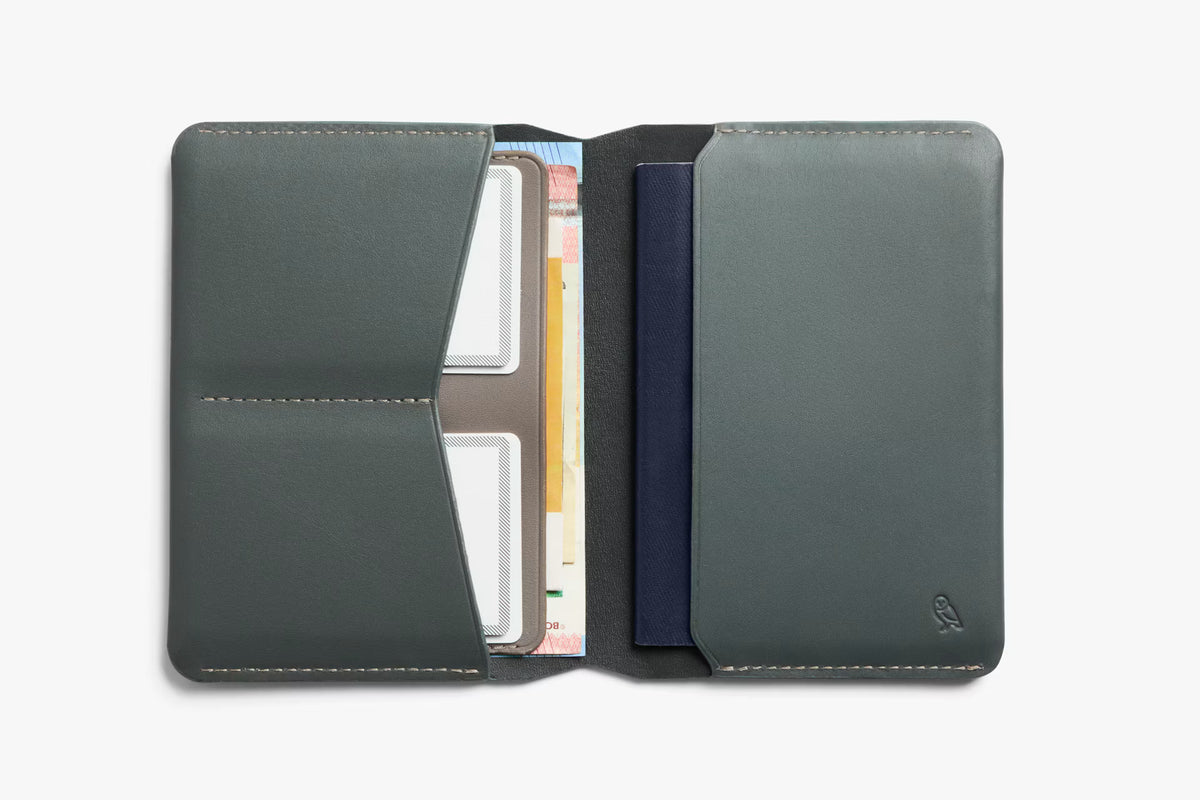 Bellroy Passport Cover . Everglade