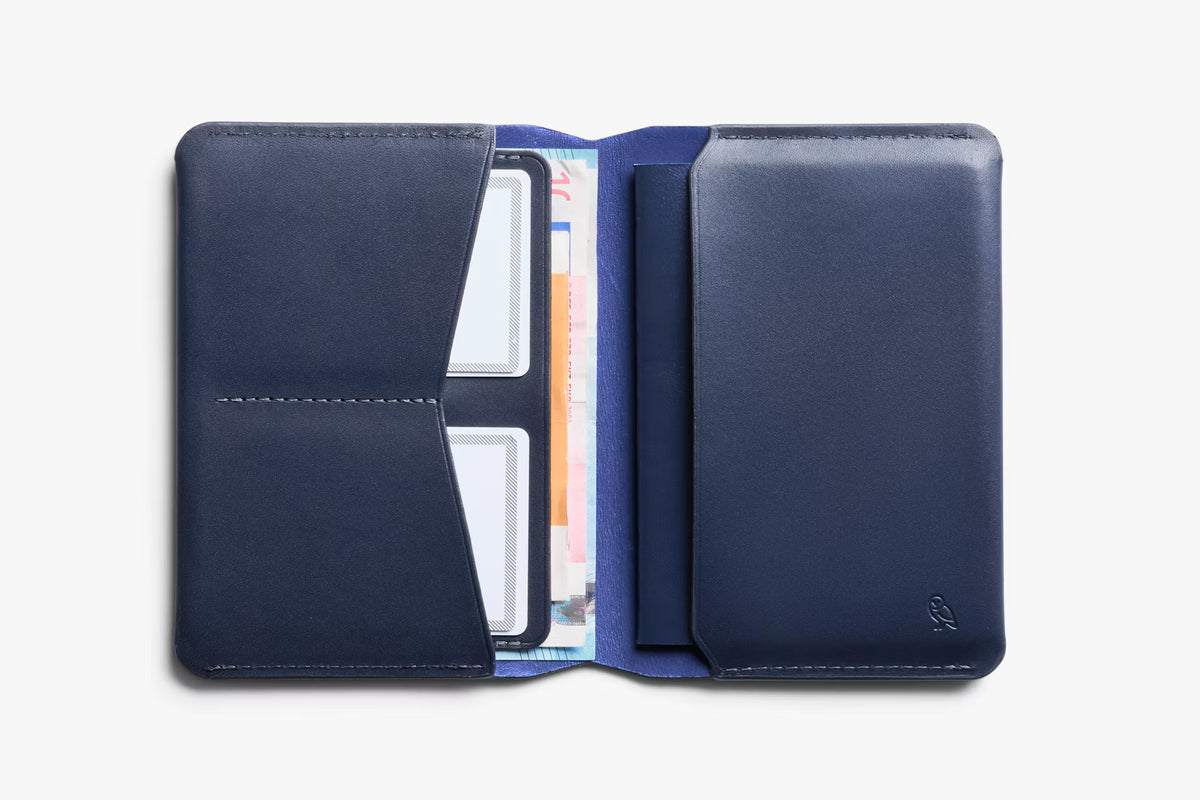 Bellroy Passport Cover . Navy