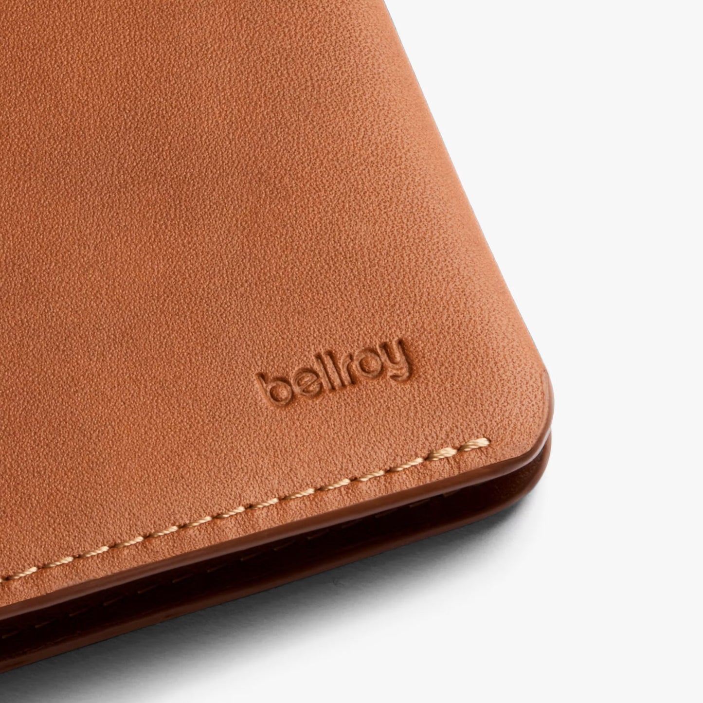 Bellroy Passport Holder . Caramel