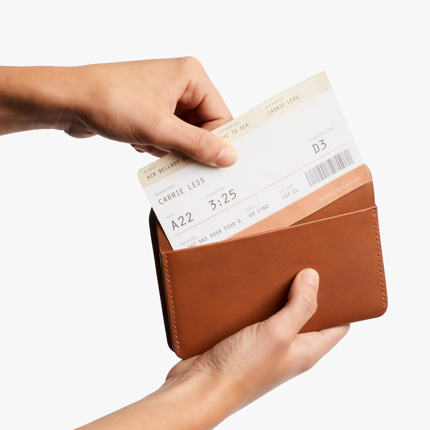 Bellroy Passport Holder . Caramel