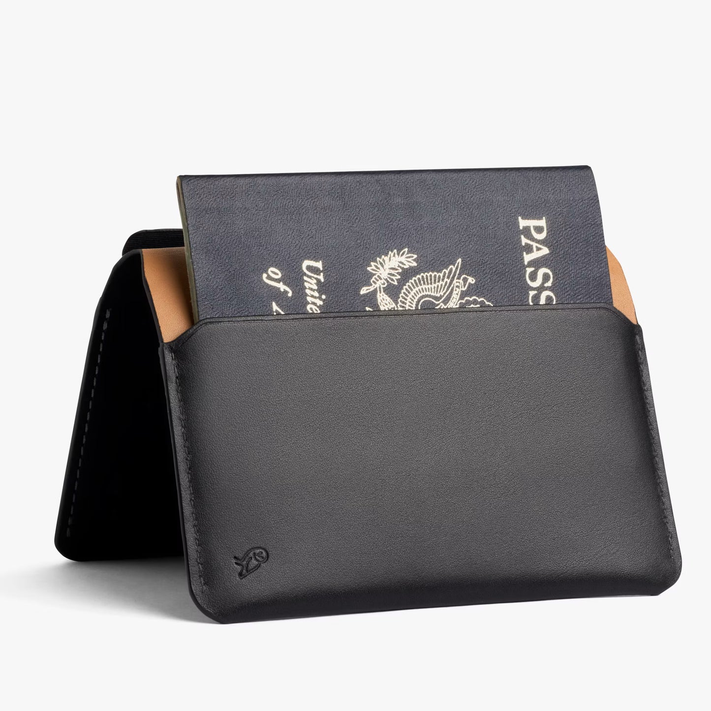Bellroy Passport Holder . Black