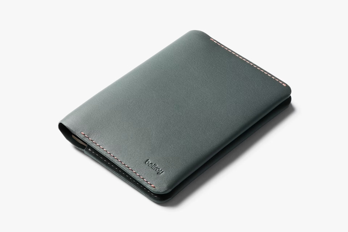 Bellroy Passport Holder . Everglade
