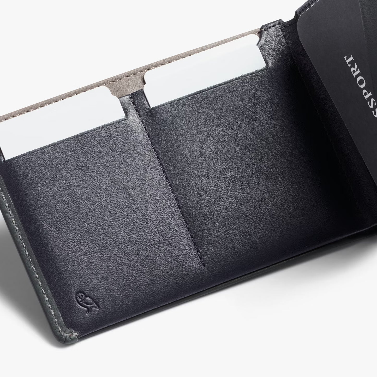 Bellroy RFID Travel Wallet . Everglade