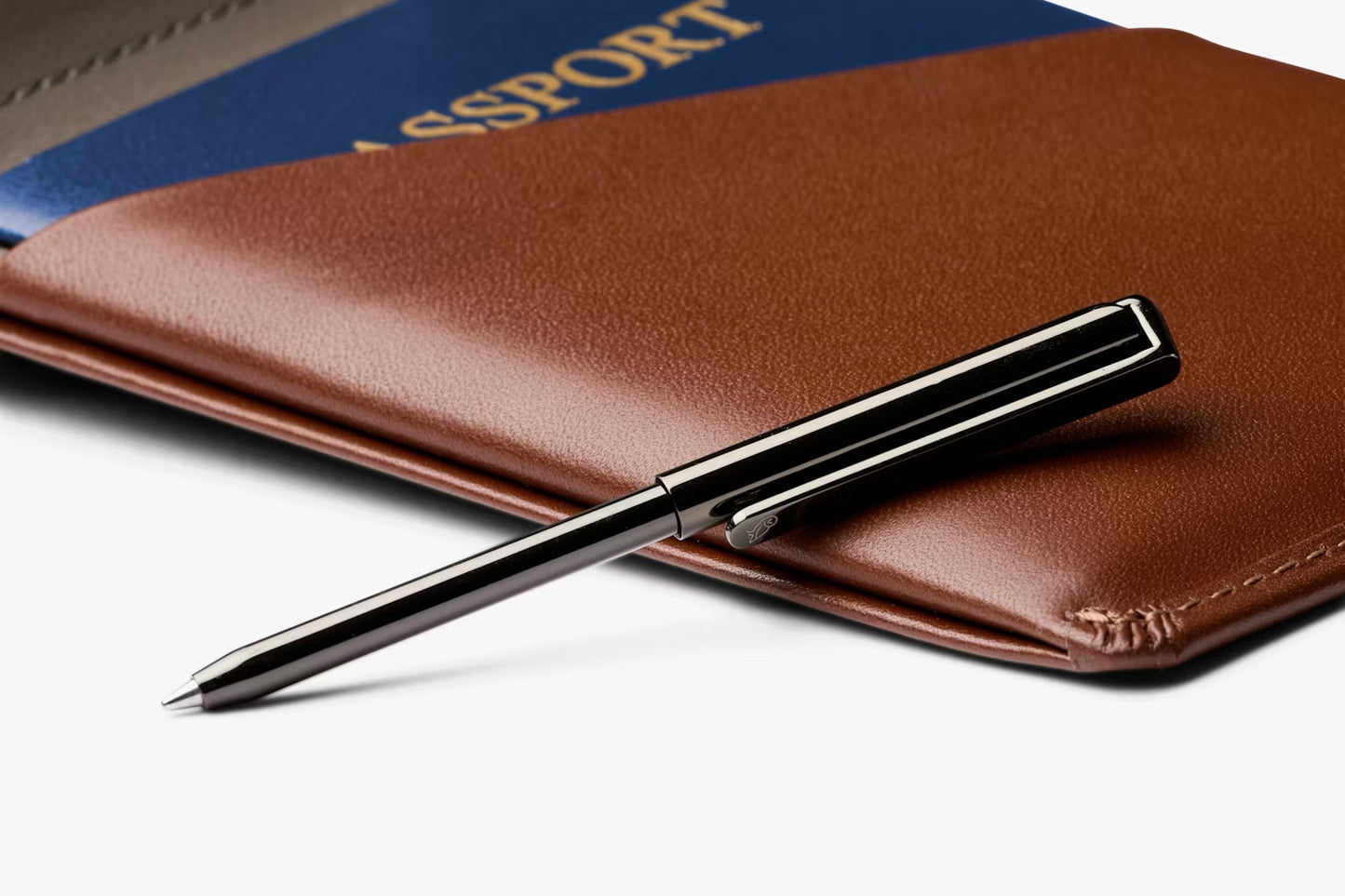 Bellroy RFID Travel Wallet . Sienna