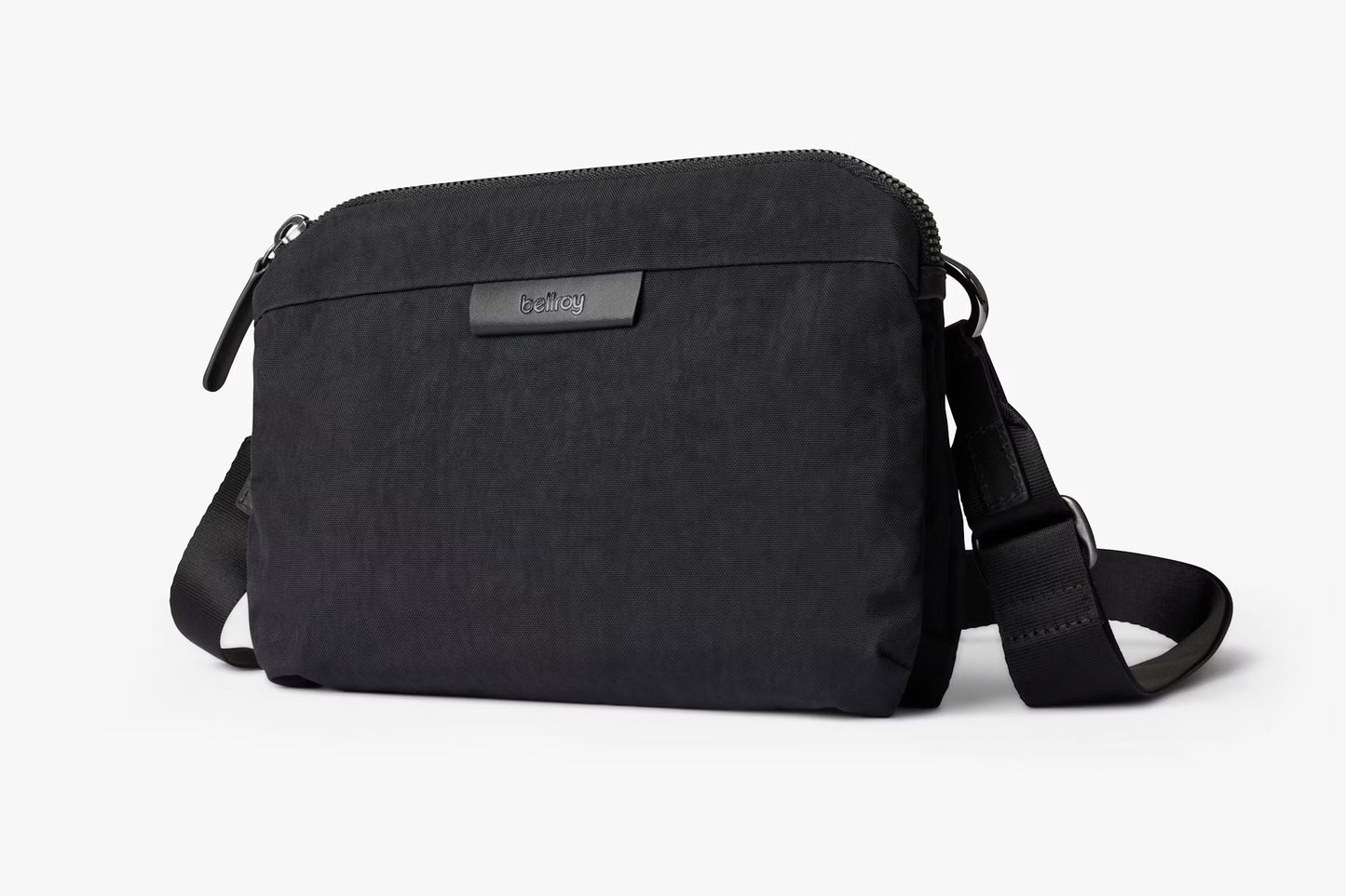 Bellroy Tokyo Side Bag . Raven