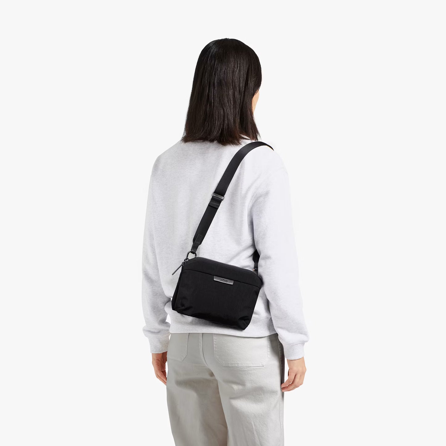 Bellroy Tokyo Side Bag . Raven