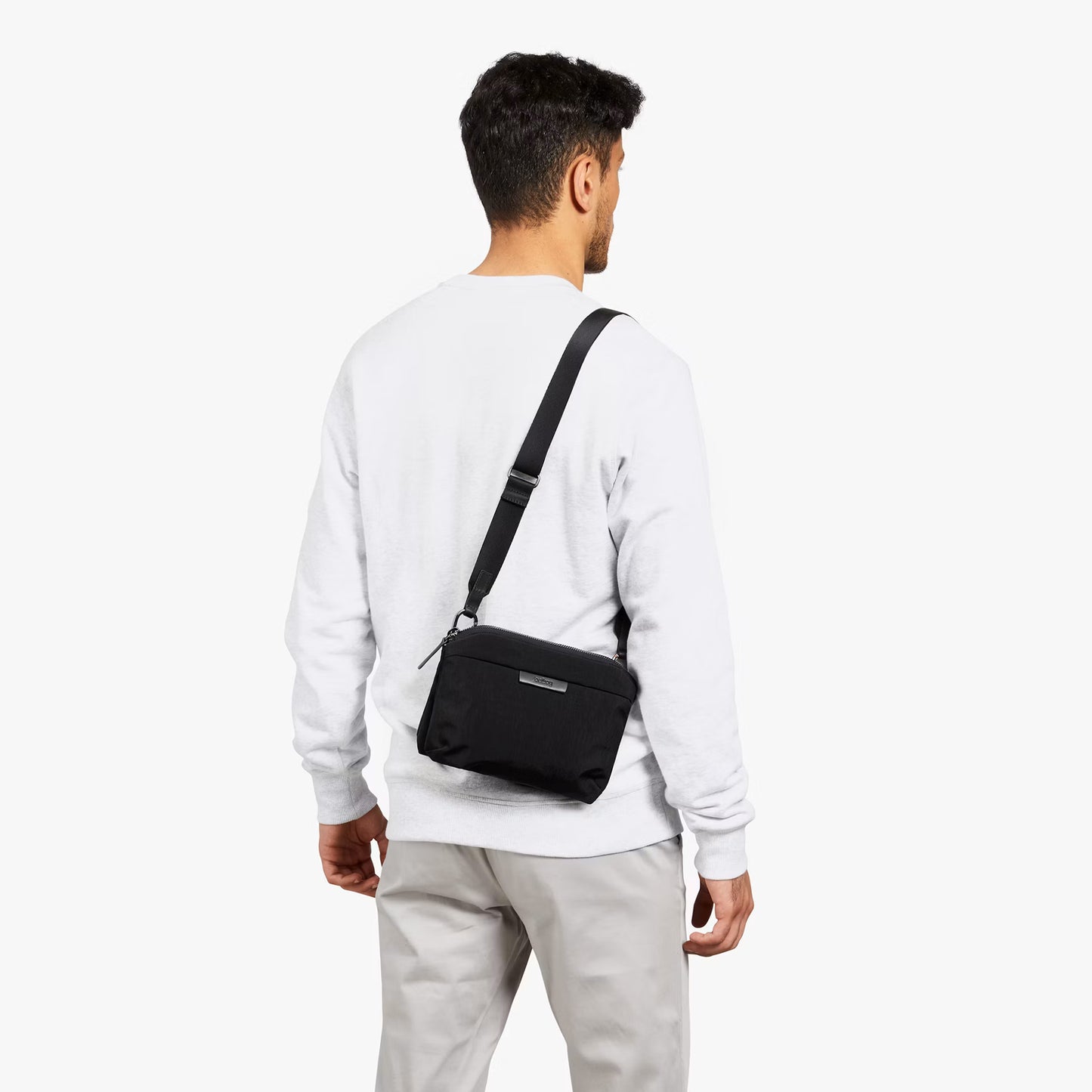 Bellroy Tokyo Side Bag . Raven