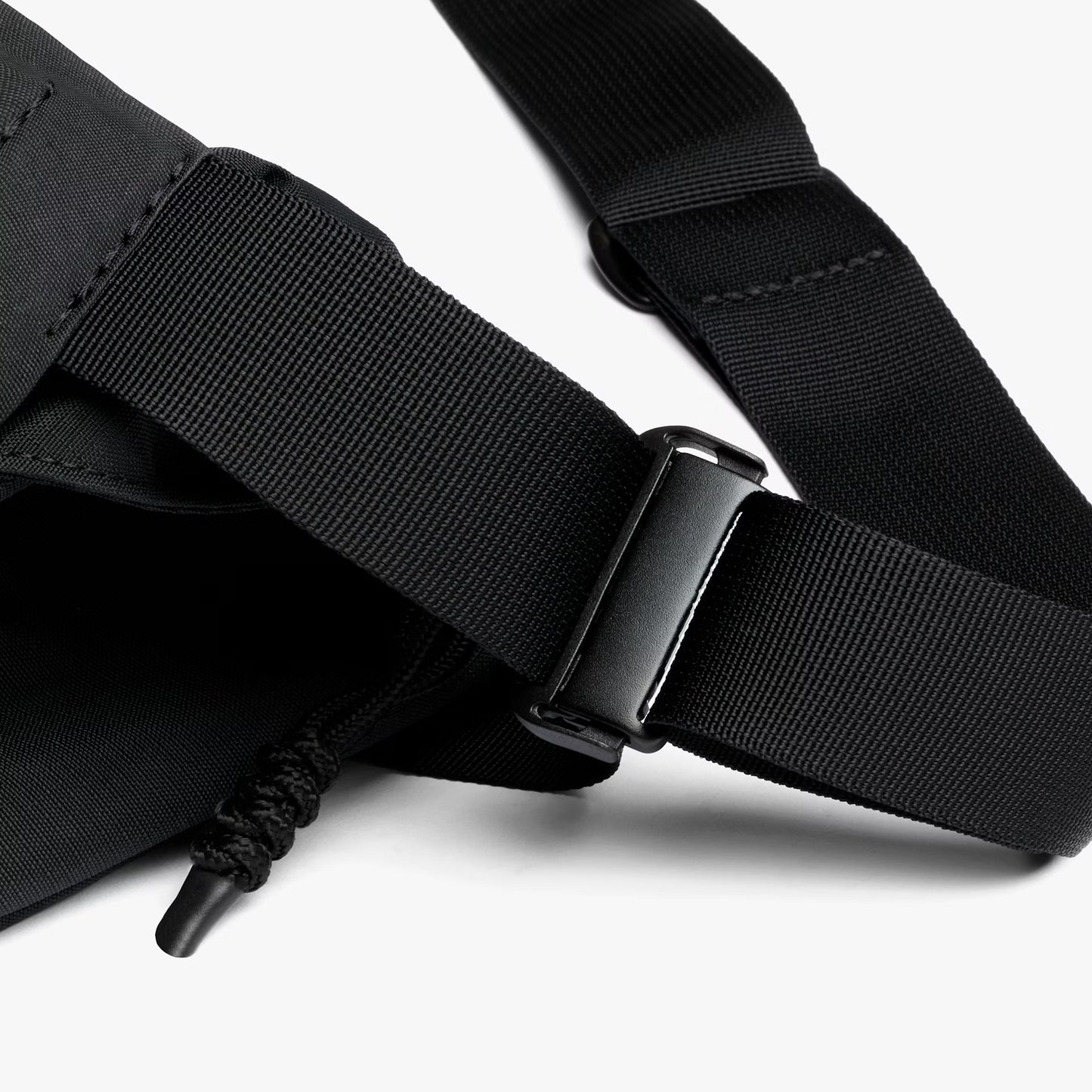 Bellroy Venture Sling 9L . Black