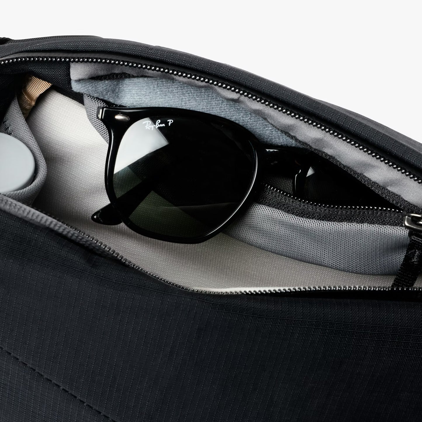 Bellroy Venture Sling 9L . Black